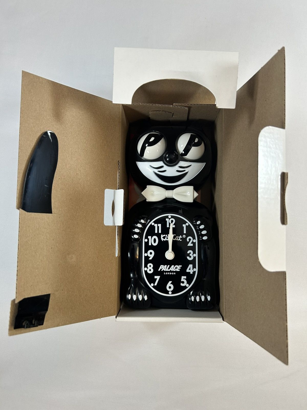 Palace Palace Kit-Cat Klock - Wall Clock Size ONE SIZE - 2 Thumbnail