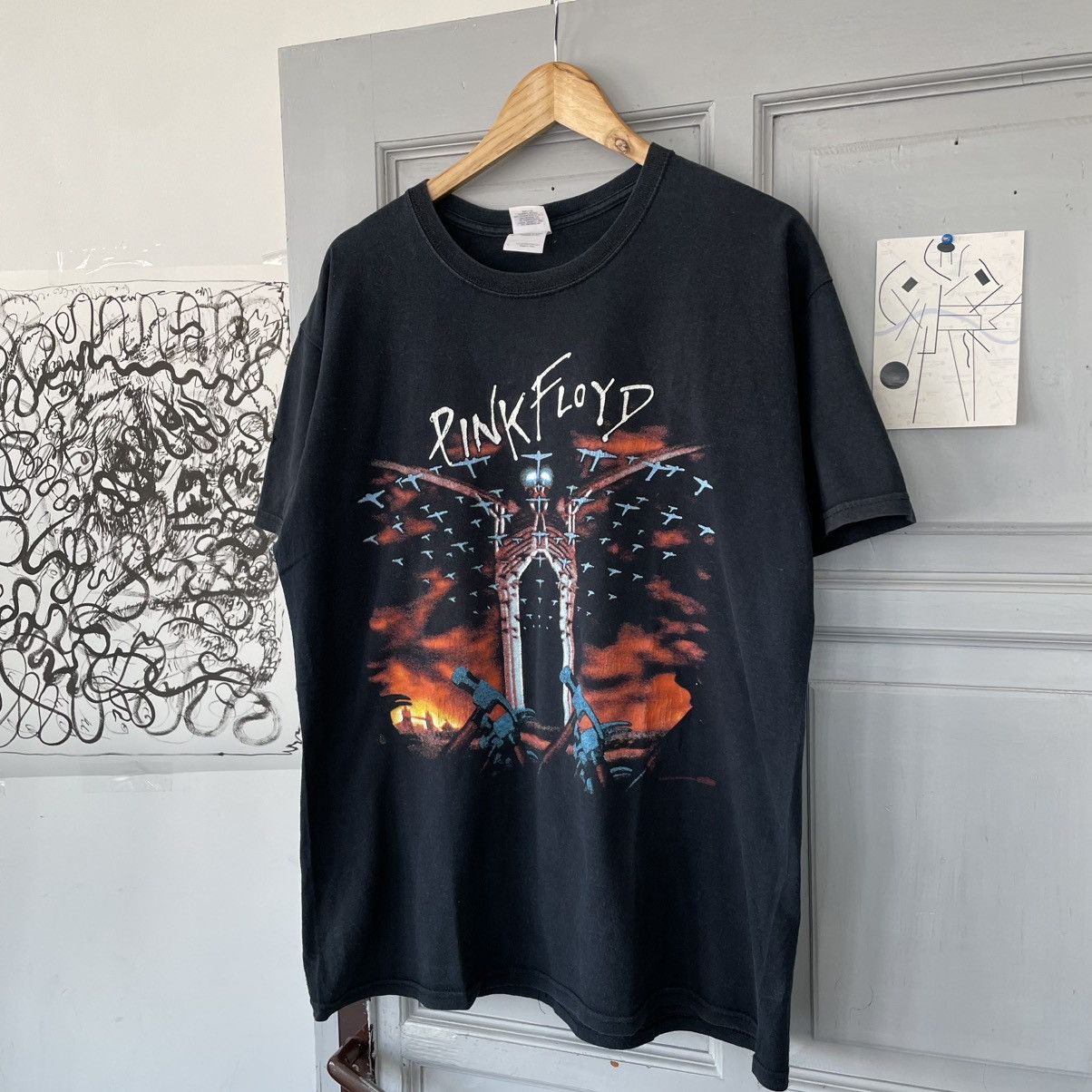 Vintage 00’s Pink Floyd the wall Classic Rock T-shirt