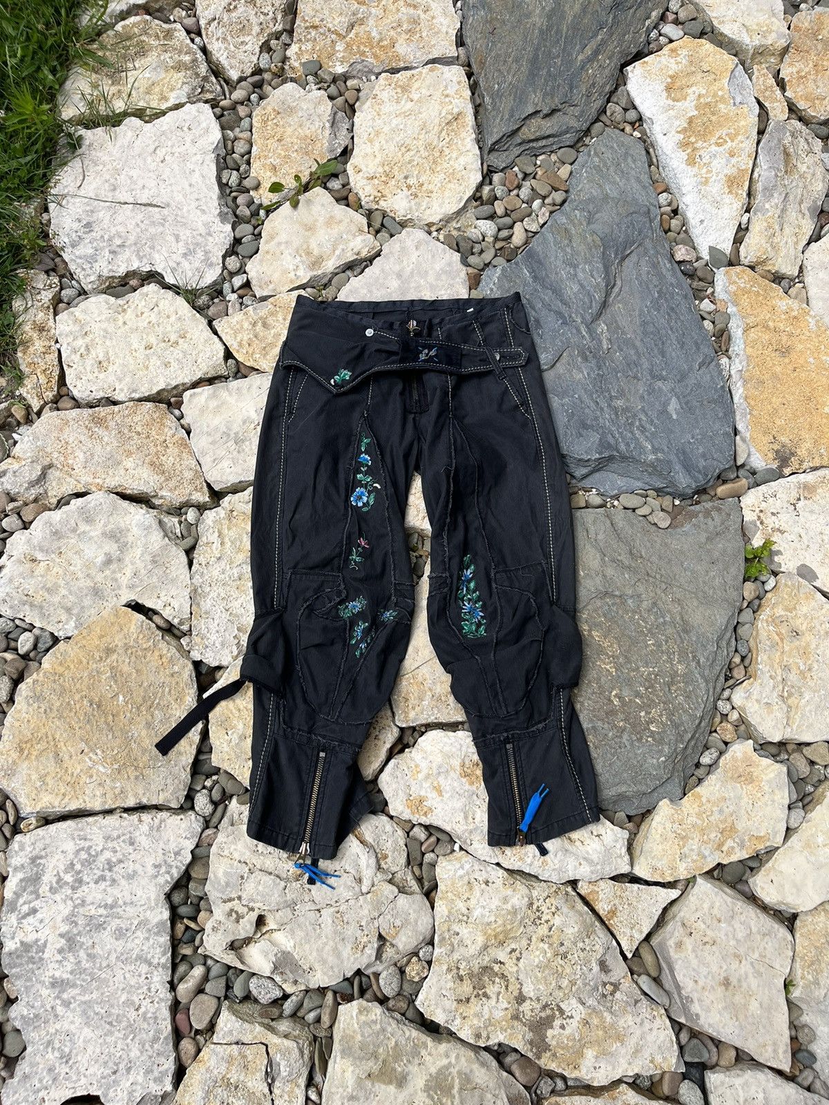 Marithe + Francois Girbaud Vintage Marithe Francois Girbaud floral y2k bondage pants Size 26" / US 2 / IT 38 - 1 Thumbnail
