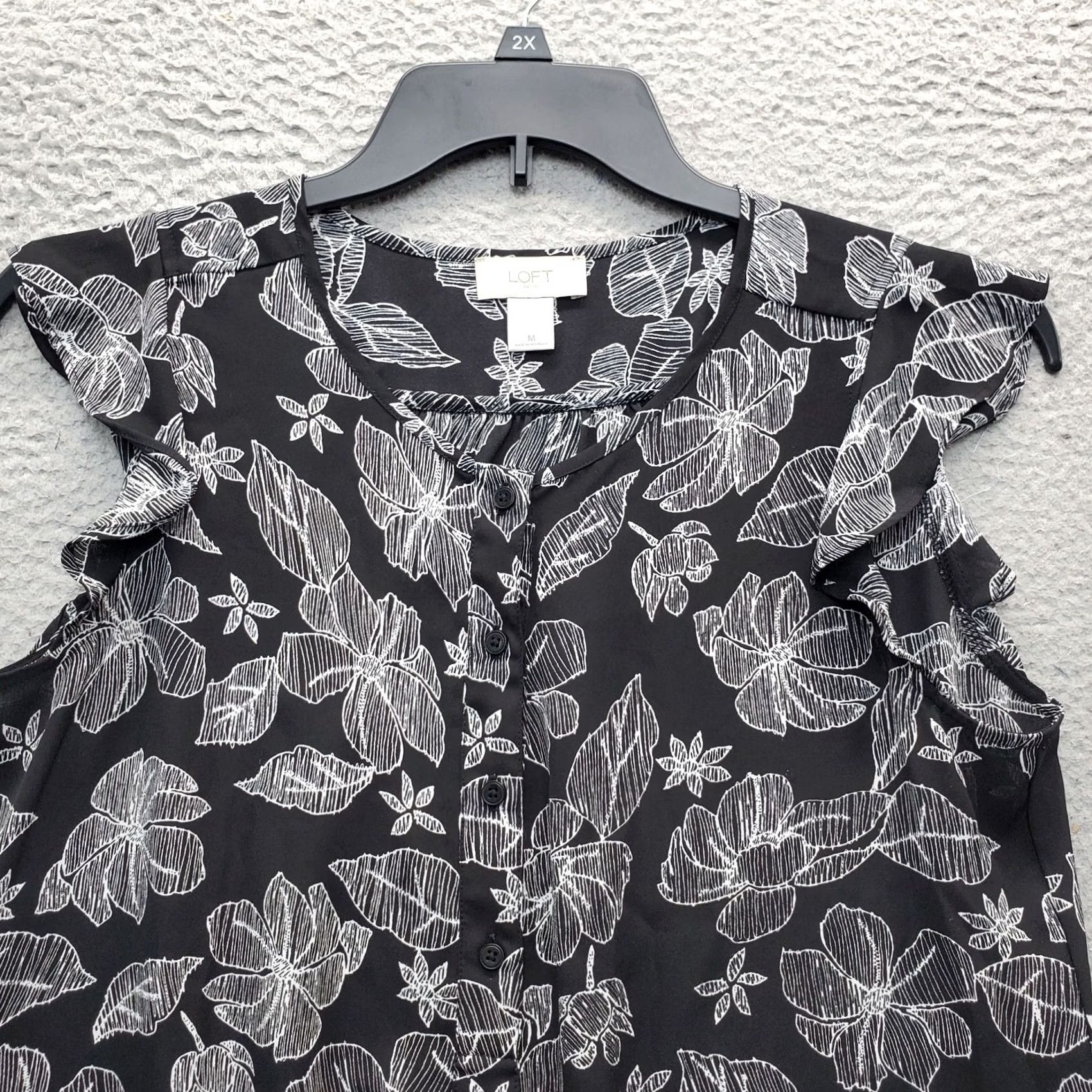 Loft LOFT Outlet Blouse Women M Multicolor Floral Sleeveless Ruffle Button 1/2 Button Casual Travel Size M / US 6-8 / IT 42-44 - 4 Thumbnail