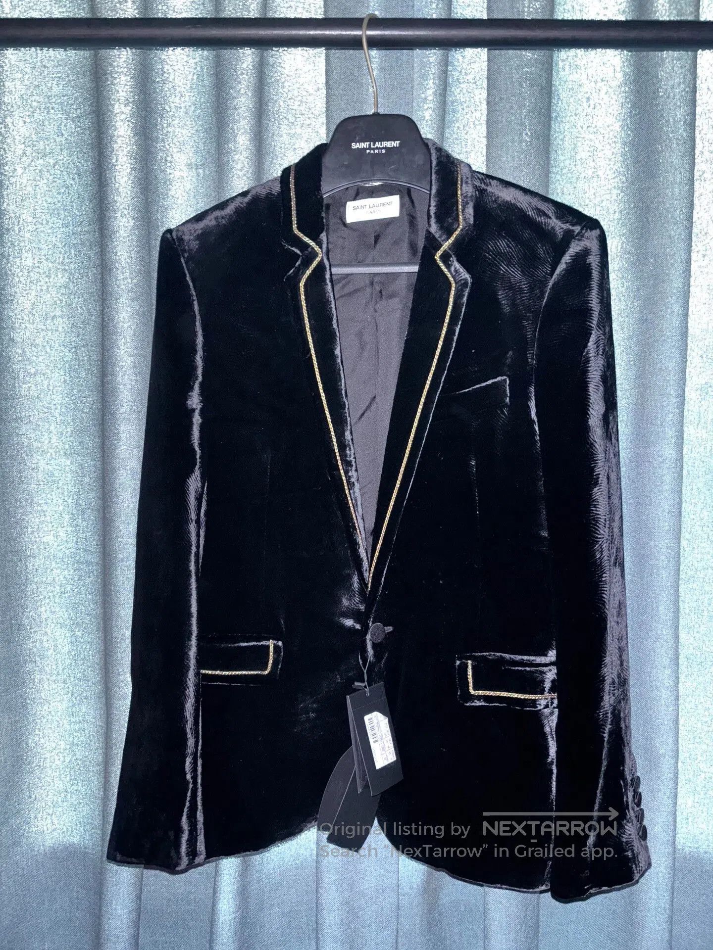 Saint Laurent Paris Saint Laurent Velvet Suit with Gold Accents. Size US S / EU 44-46 / 1 - 1 Thumbnail