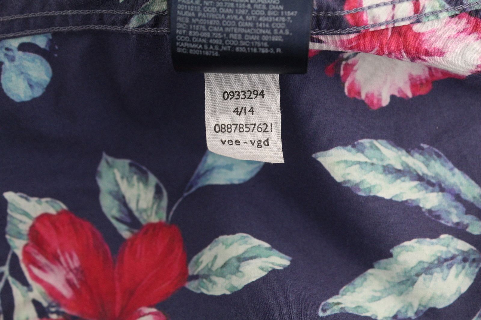 Tommy Hilfiger NEW YORK FIT S Roll-Up Button-Down Neck Floral Shirt 83668 Size US S / EU 44-46 / 1 - 9 Thumbnail