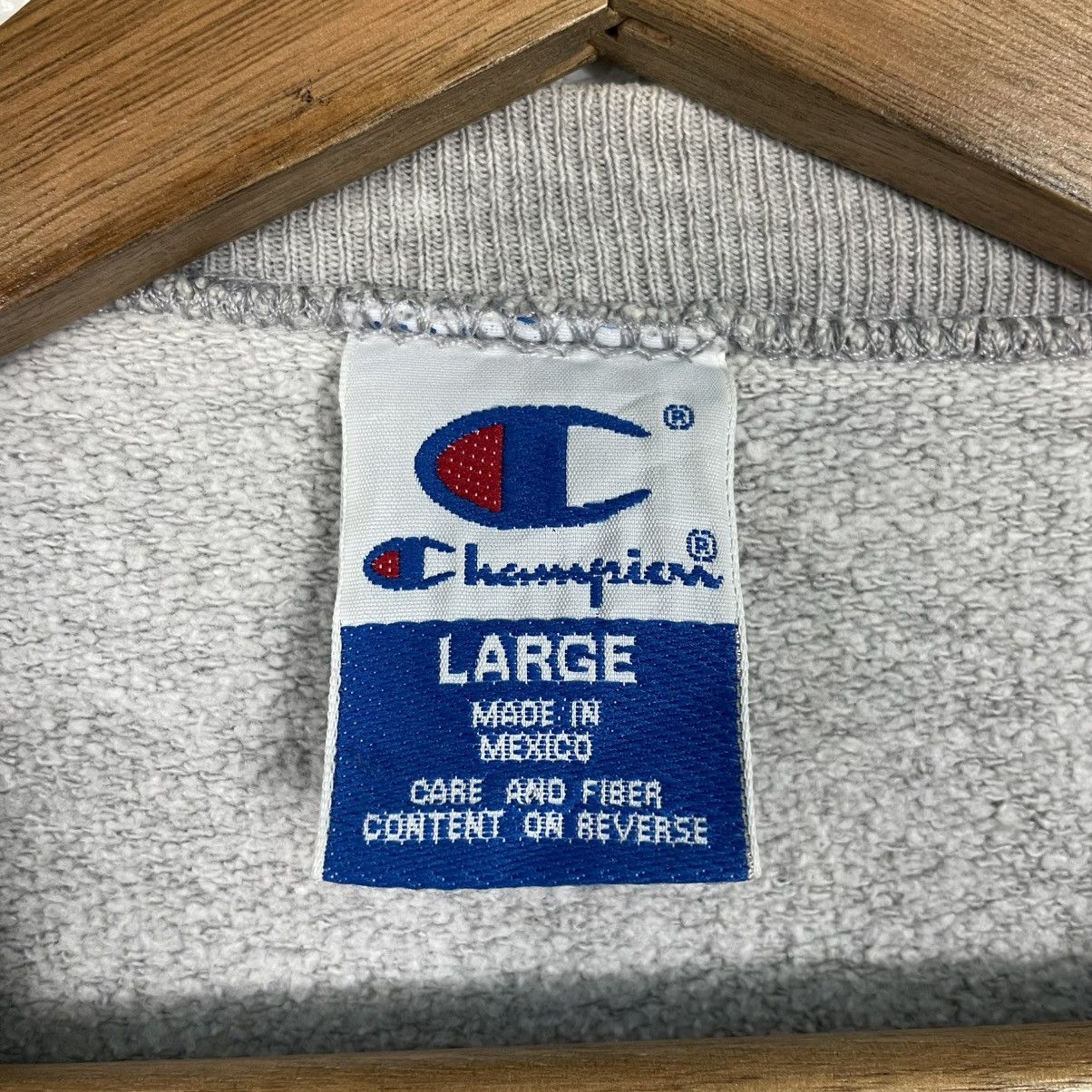 Champion Vintage Champion Crewneck Sweatshirt Size US L / EU 52-54 / 3 - 11 Thumbnail
