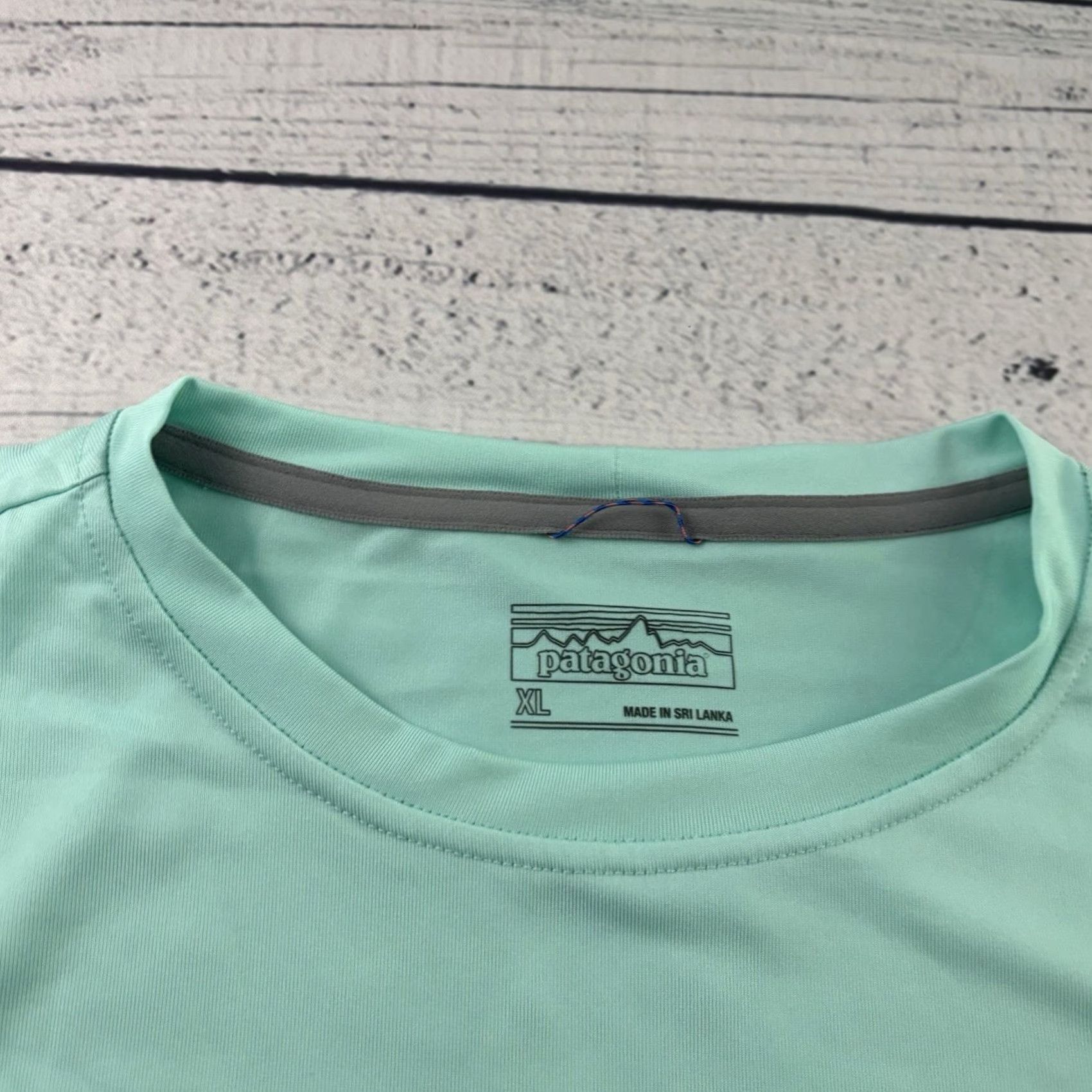 Patagonia Patagonia Graphic Long Sleeve Tech Tee Fish Lure Shirt Men's XL Mint Green Size US XL / EU 56 / 4 - 2 Thumbnail
