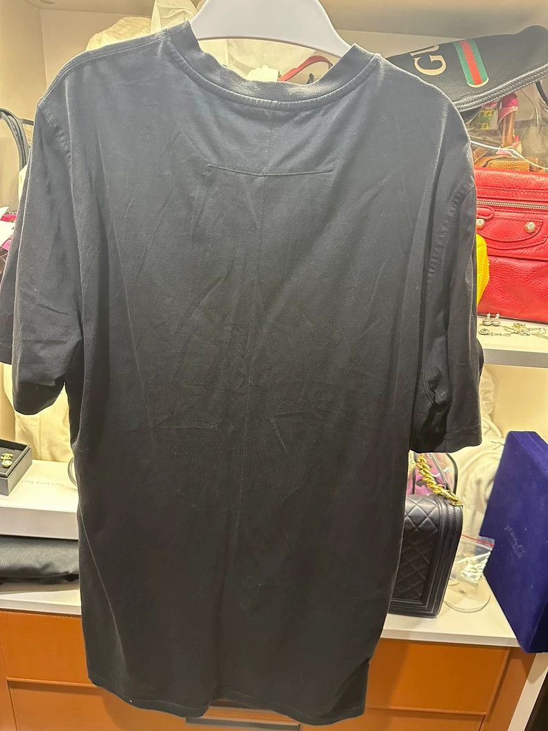 Givenchy Givenchy Black short sleeve t deer, size XS Size US XS / EU 42 / 0 - 7 Thumbnail