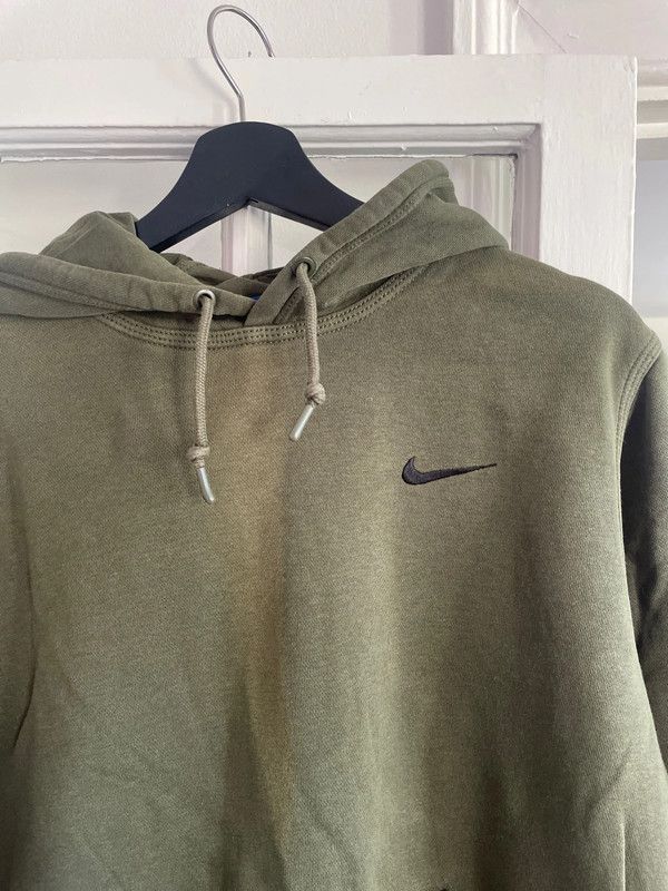 Nike Nike Hoodie – Khaki & in Great Condition! Size US M / EU 48-50 / 2 - 3 Thumbnail