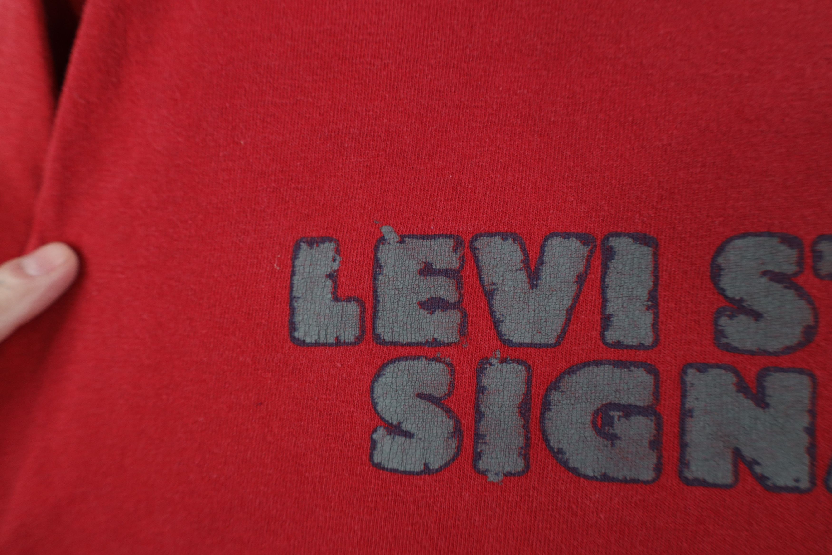 Levi's Vintage 90s Y2K Levis Spell Out Short Sleeve T-Shirt Red Size US M / EU 48-50 / 2 - 5 Thumbnail