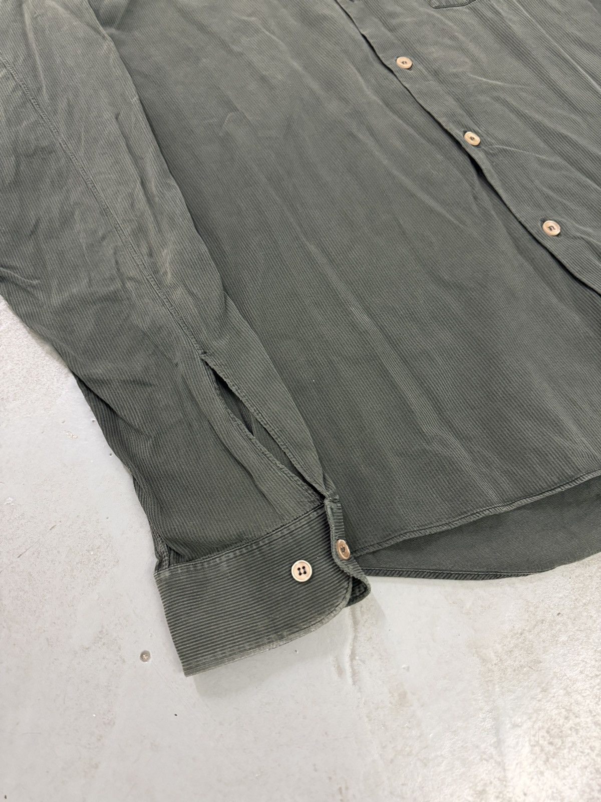 Helmut Lang Helmut Lang Vintage Faded Corduroy Shirt Size US XL / EU 56 / 4 - 2 Thumbnail