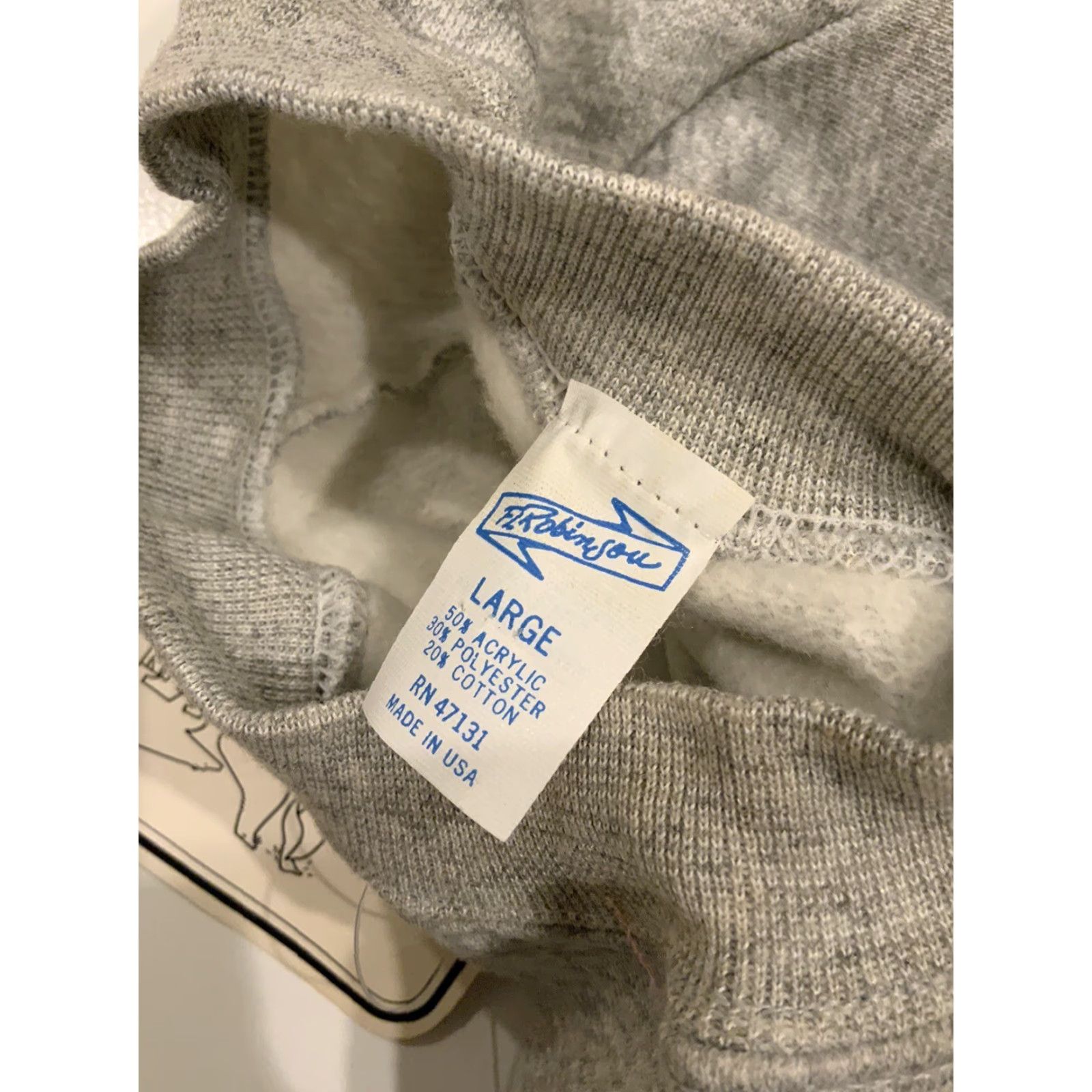 Vintage VINTAGE NWT Old Stock Coldsweat Phys Ed Dept. Bears Crewneck Sweatshirt L Gray Men Sweatshirt Size US L / EU 52-54 / 3 - 6 Thumbnail
