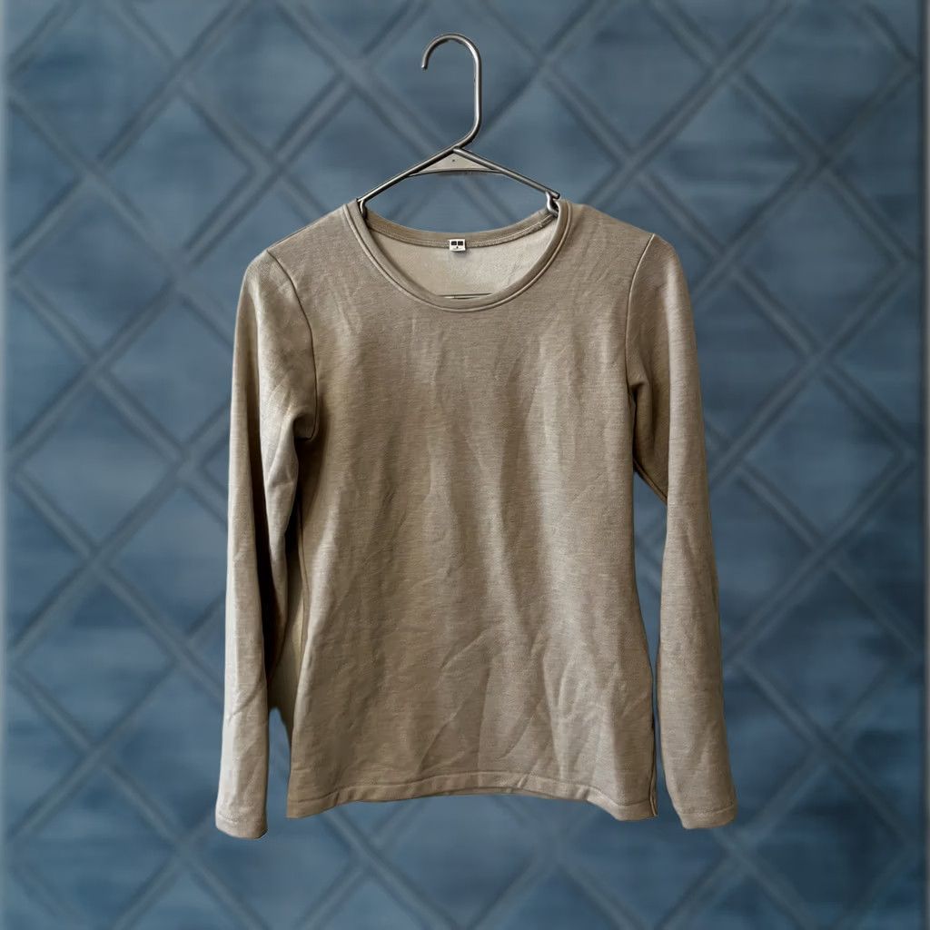 Uniqlo Uniqlo T Shirt Womens Small Beige Long Sleeve 100% Cotton XS? Size S / US 4 / IT 40 - 1 Thumbnail