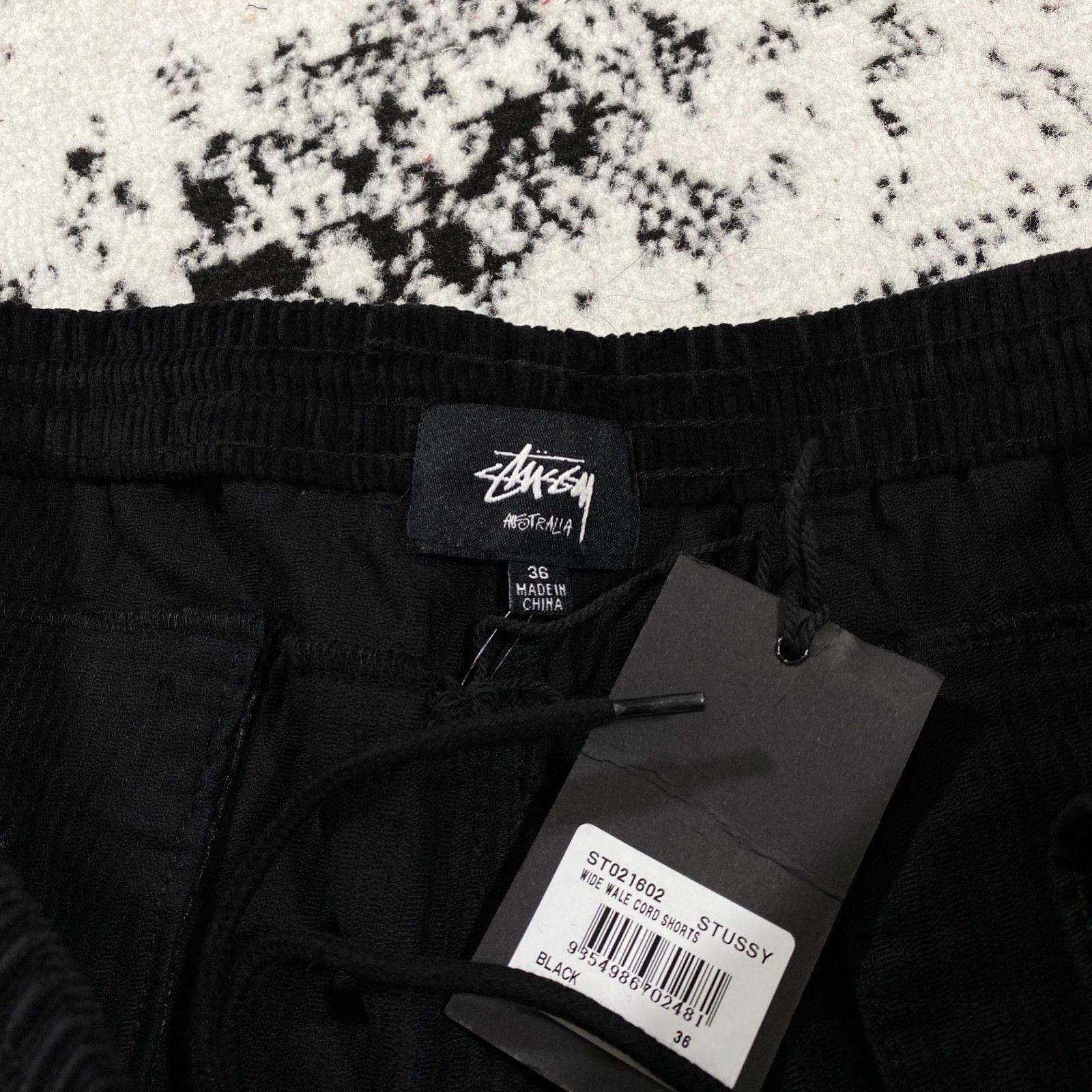 Other STUSSY AUSTRALIA CORDUROY SHORTS ALL BLACK 36 Size US 36 / EU 52 - 5 Thumbnail