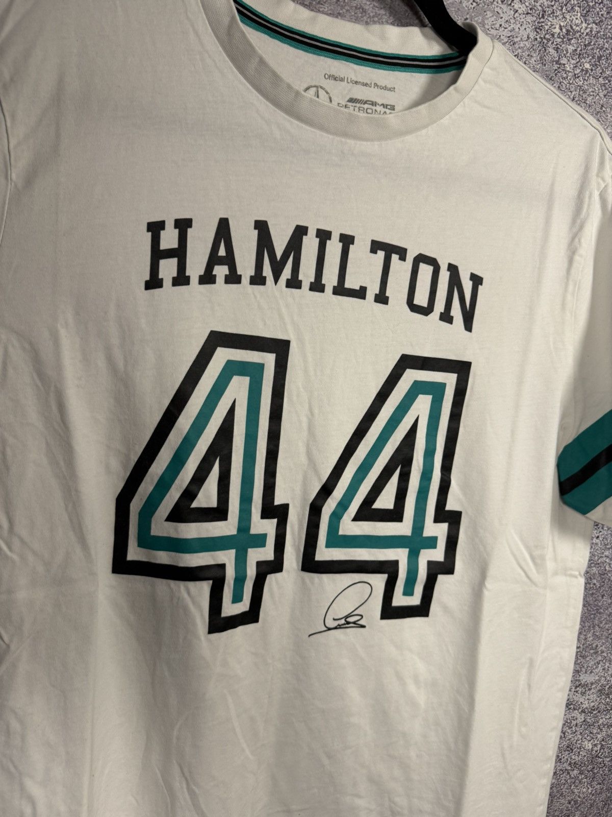 Formula 1 × Hamilton × Mercedes-Benz 44 Hamilton Mercedes-Benz Petronas Racing Team M size Size US M / EU 48-50 / 2 - 8 Thumbnail