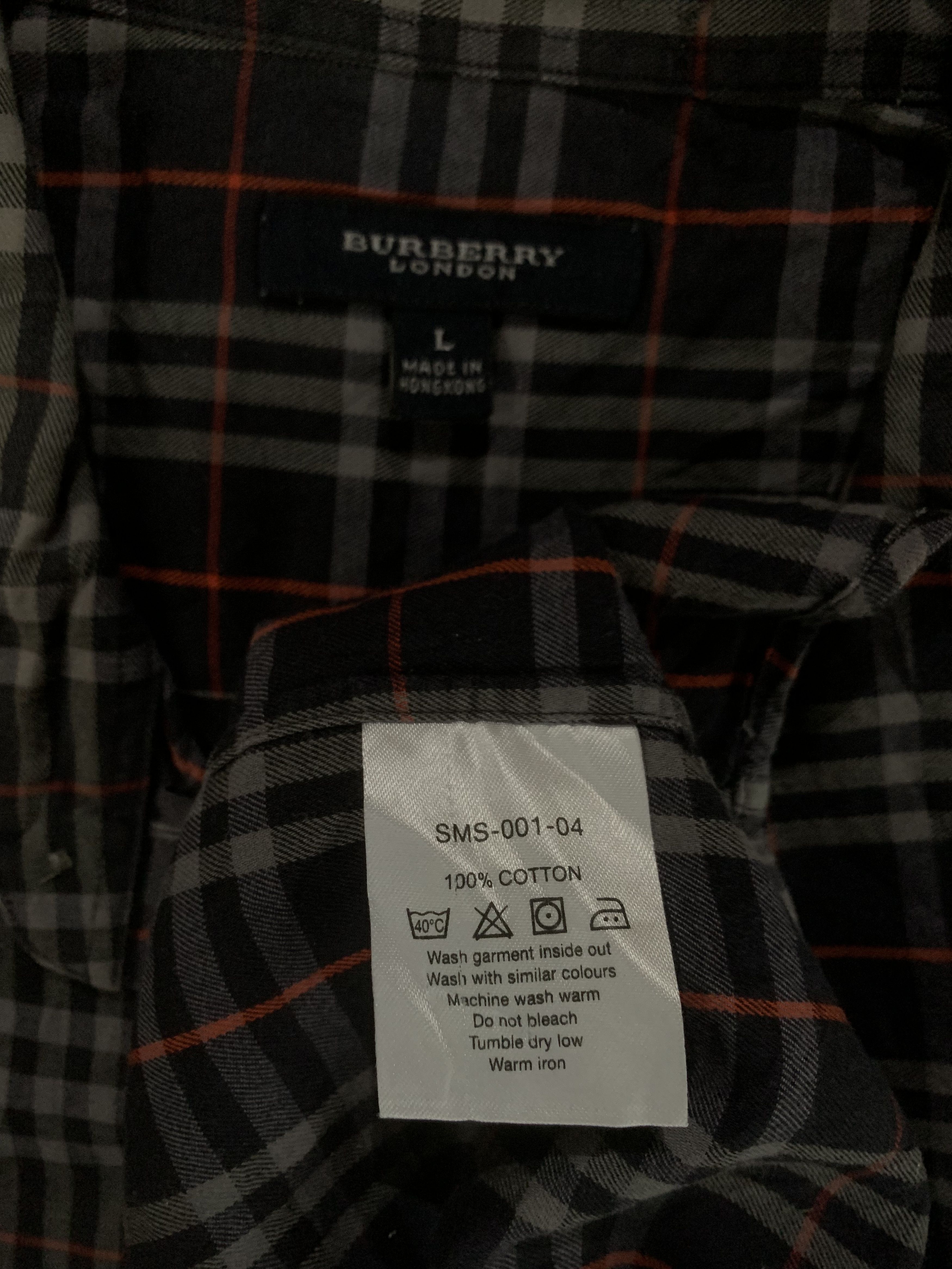 Burberry Burberry navy novacheck button shirt Size US L / EU 52-54 / 3 - 7 Thumbnail