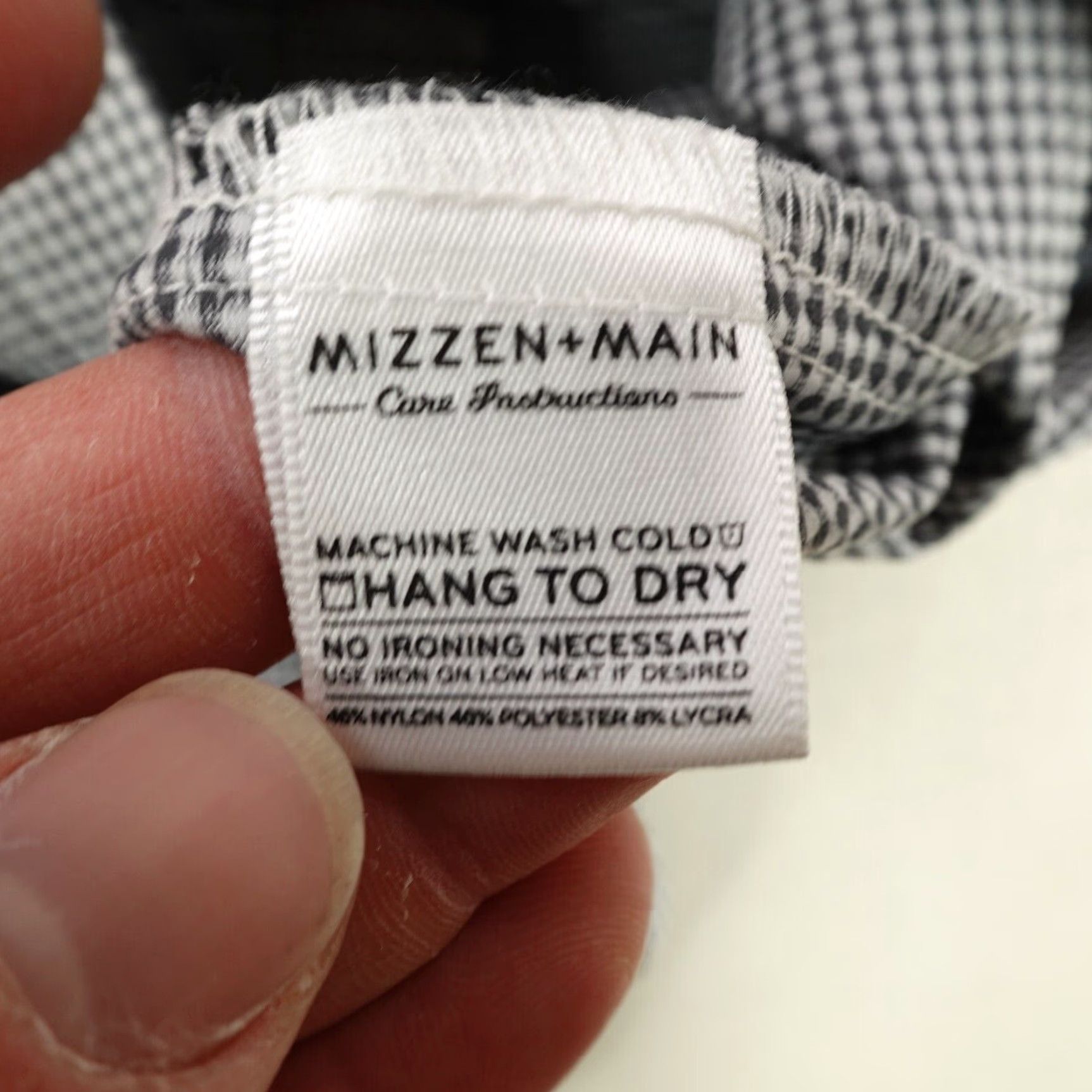Mizzen+Main Mizzen+Main Shirt Mens Medium Black White Gingham Check Button-Up Long Sleeve Collared Knit Breathable Lightweight Performance Regular Fit Size US M / EU 48-50 / 2 - 4 Thumbnail