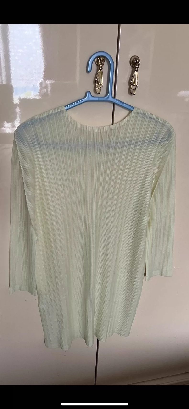 Issey Miyake Issey Miyake size:5 Light green round-neck, ribbed and ple Size S / US 4 / IT 40 - 2 Thumbnail