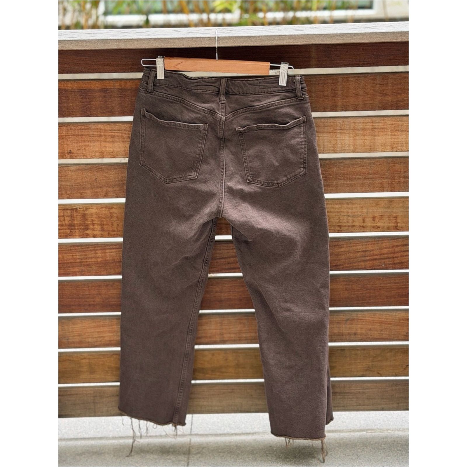 Zara Zara Brown Straight Leg Jeans Raw Hem Size 8 Size 30" / US 8 / IT 44 - 5 Thumbnail