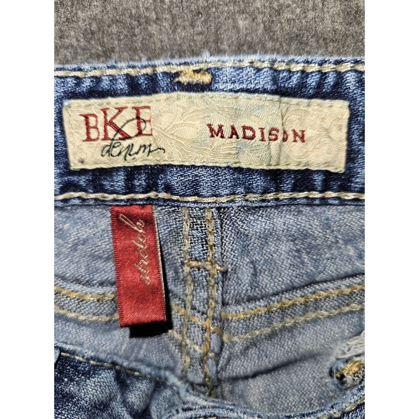 BKE VINTAGE? No. Madison Jeans Womens 29x33.5 Distressed Bootcut Denim Medium Wash BKE Size 29" - 2 Thumbnail