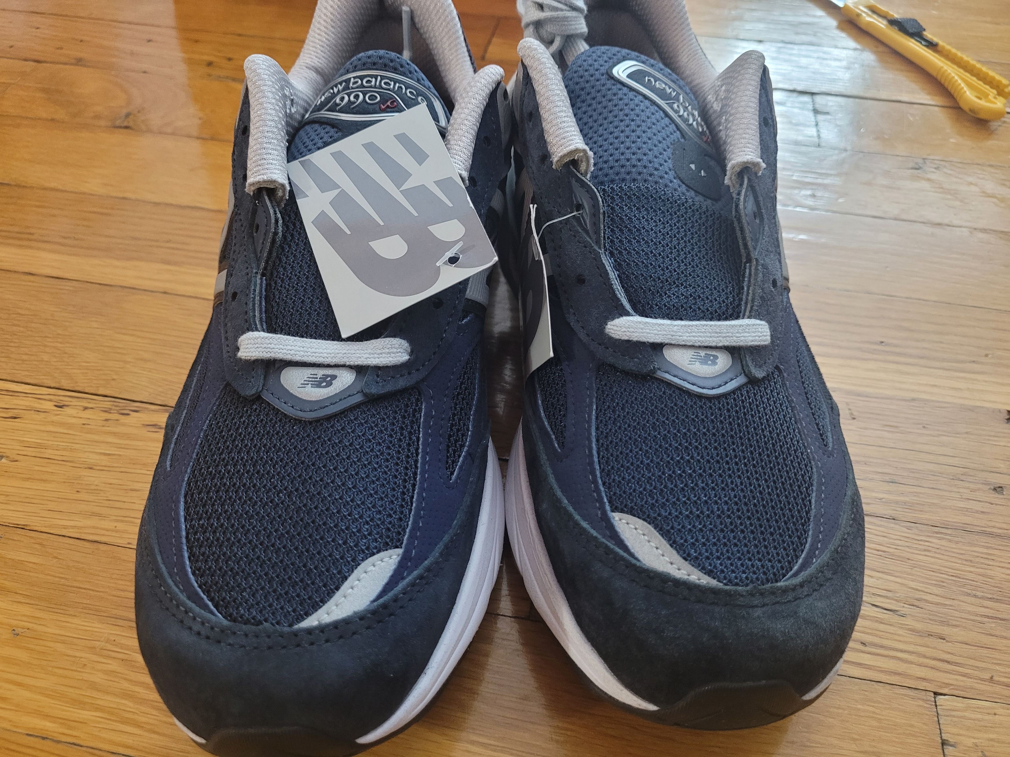 New Balance M990NV6 Size US 7.5 / EU 40-41 - 5 Thumbnail