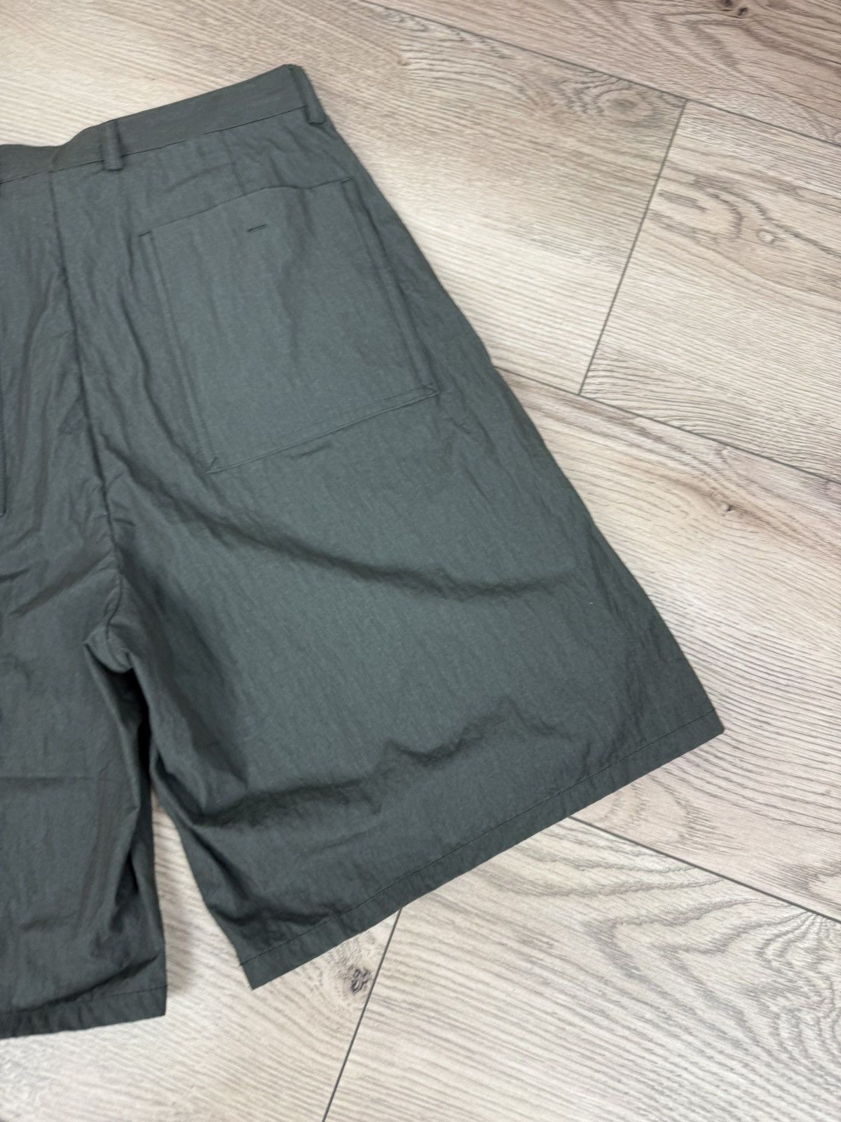 Japanese Brand ONS nylon baggy bermuda shorts Size US 29 - 10 Thumbnail