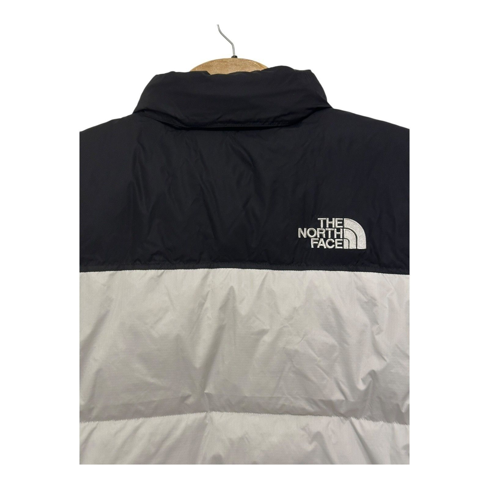 The North Face THE NORTH FACE 1996 Retro Nuptse Insulated Jacket Women's 2X Size XXL / US 16-18 / IT 52-54 - 22 Thumbnail