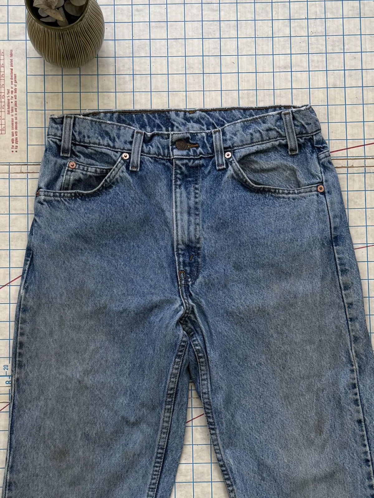 Levi's Vintage Levi’s 505 Orange Tab Regular Fit Jeans Fits 30x31 Size US 30 / EU 46 - 4 Thumbnail
