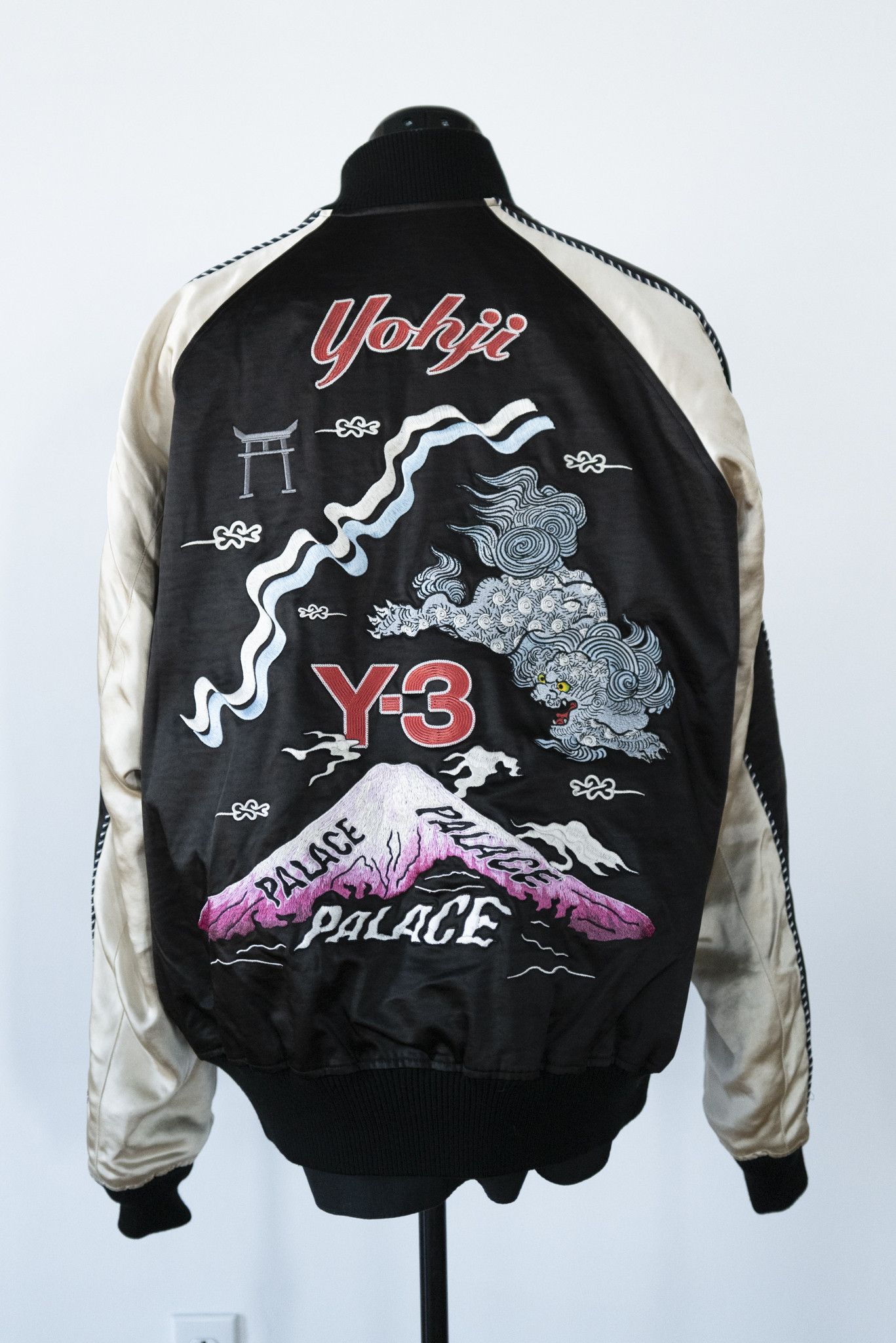 image of Y-3 X Palace Souvenir Jacket NWT Size L in Black, Men's