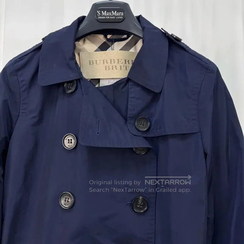 Burberry Burberry Double Breasted Short Trench Coat in Navy. Size M / US 6-8 / IT 42-44 - 3 Thumbnail