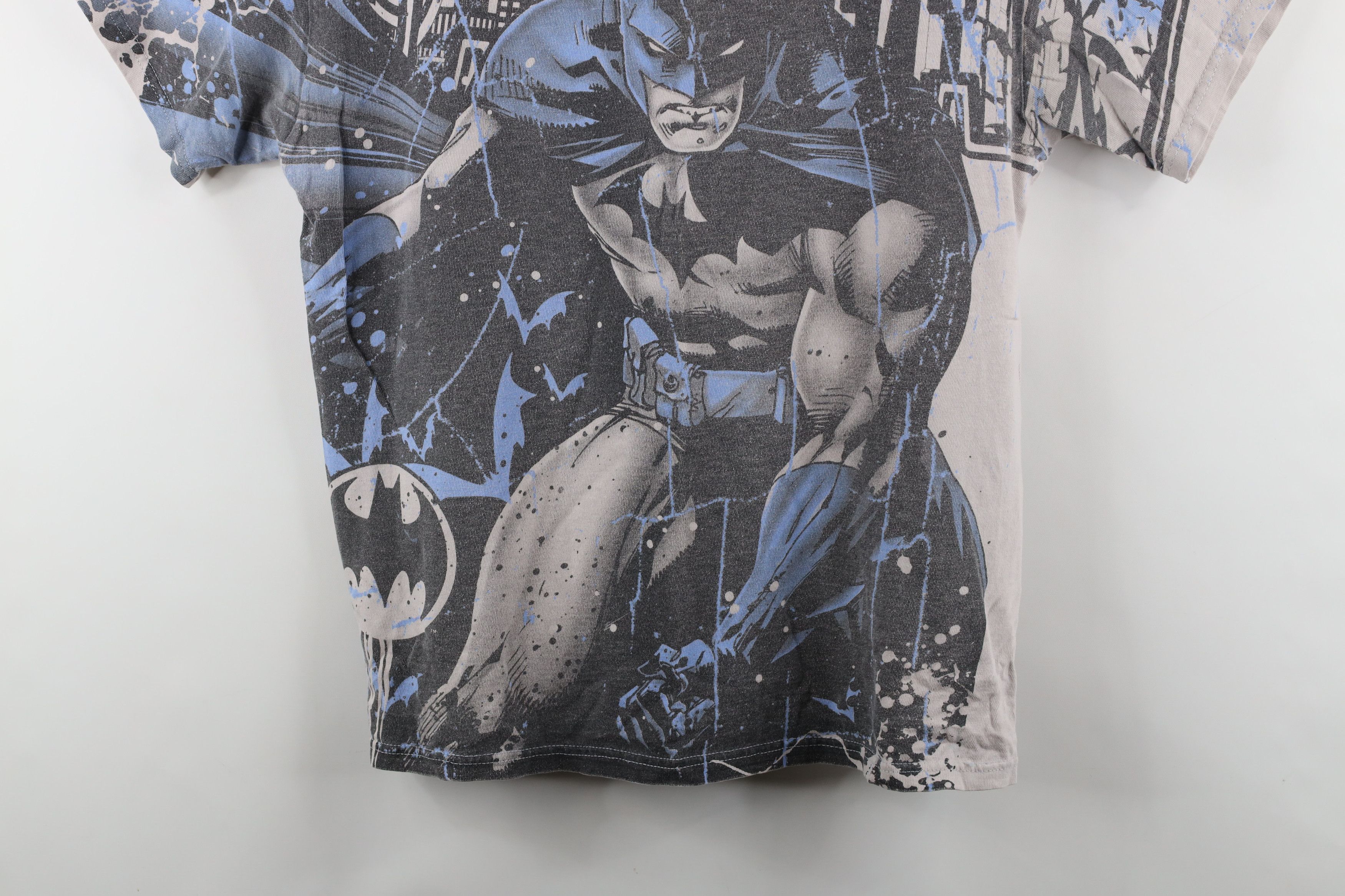 DC Comics × Vintage Vintage Y2K DC Comics Over Print Batman Short Sleeve T-Shirt Size US L / EU 52-54 / 3 - 3 Thumbnail
