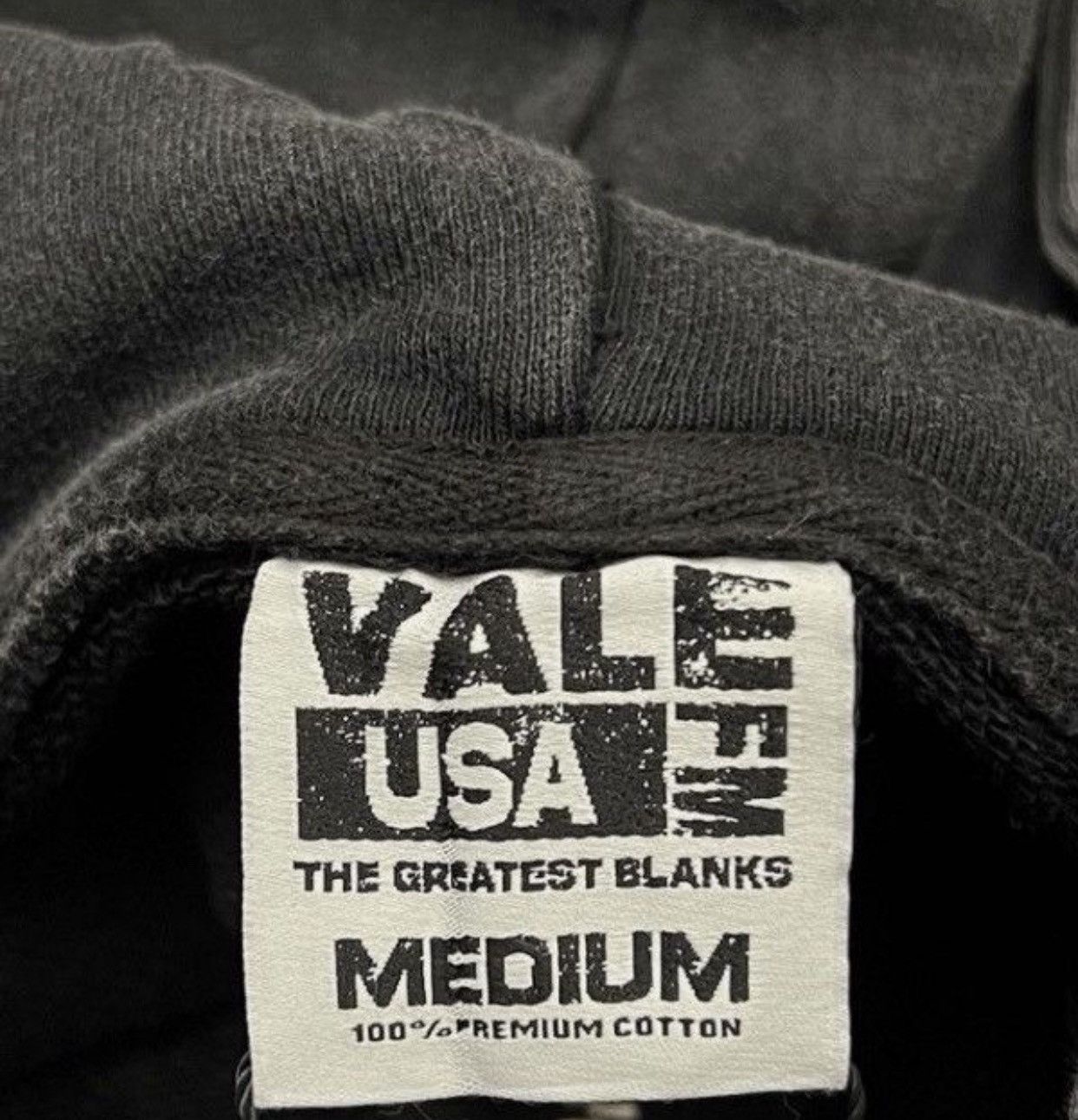 Vale MED Vale Forever Valley Dreams Cross Chain Hoodie Size US M / EU 48-50 / 2 - 4 Thumbnail