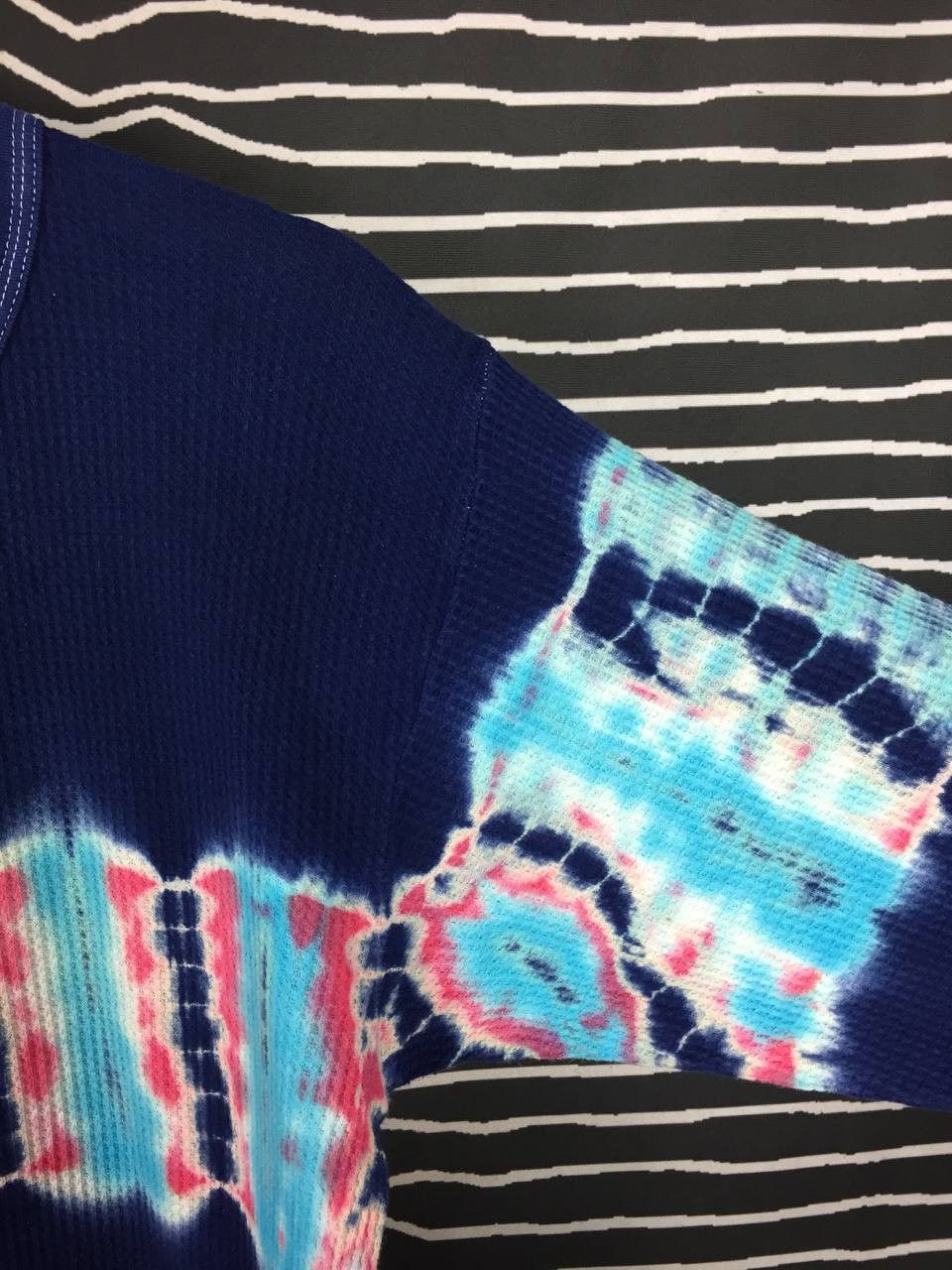 Vintage Vtg Waffle-Knit Crewneck Tie-Dye Longsleeve Tee Size US M / EU 48-50 / 2 - 5 Thumbnail