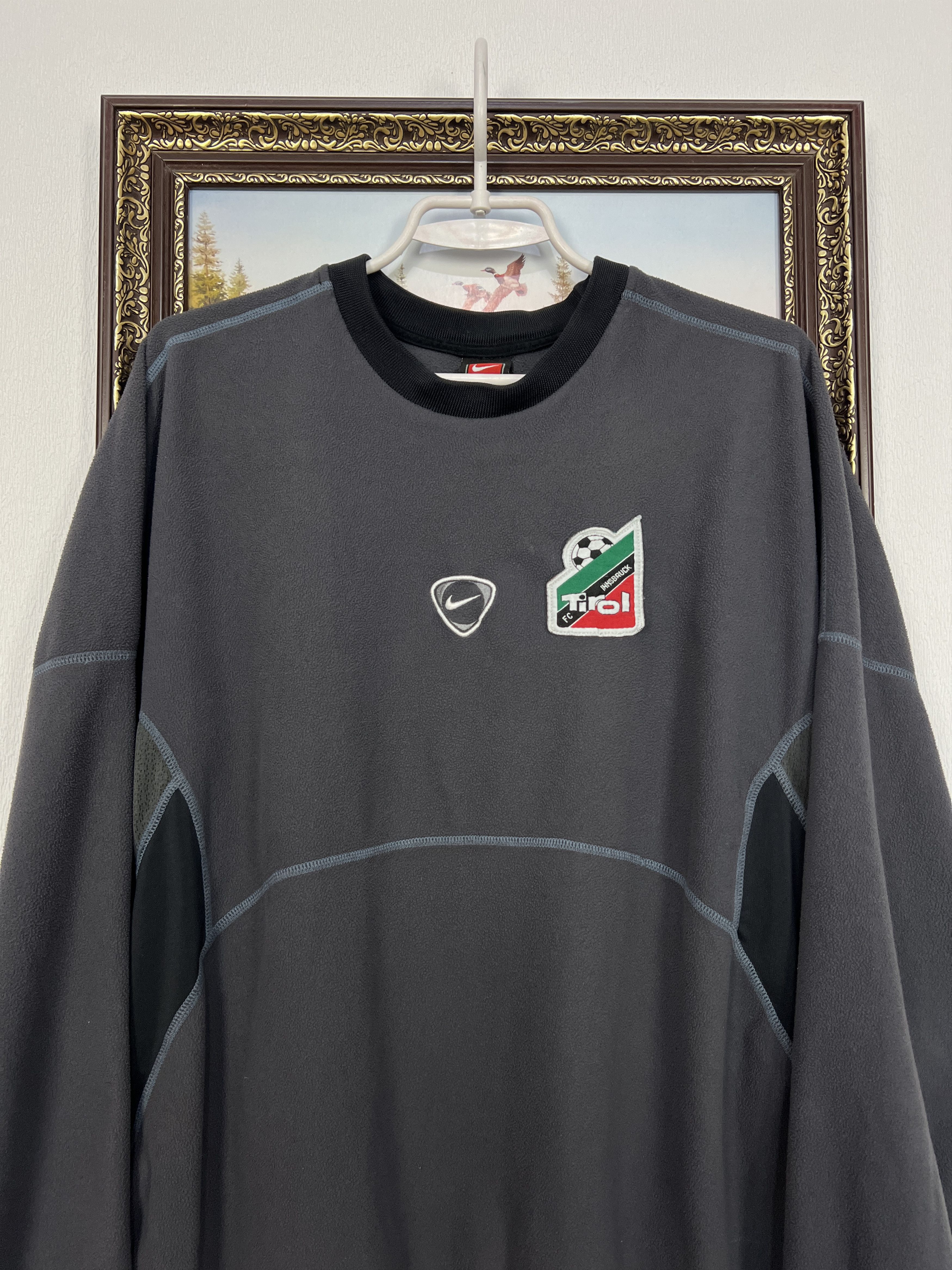 Nike Vintage 90's Nike Tirol Innsbruck Football Fleece Sweatshirt Size US L / EU 52-54 / 3 - 2 Thumbnail