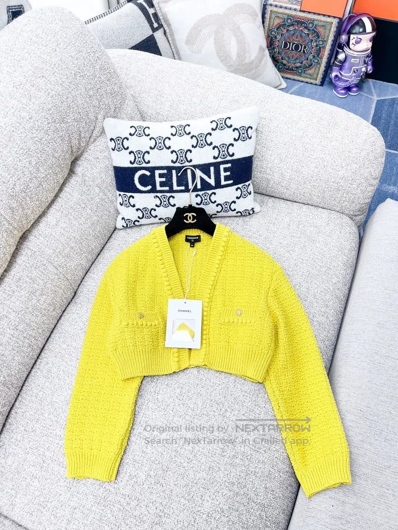 Chanel Chanel 22S spring and summer show yellow short knitted two Size XS / US 0-2 / IT 36-38 - 1 Thumbnail