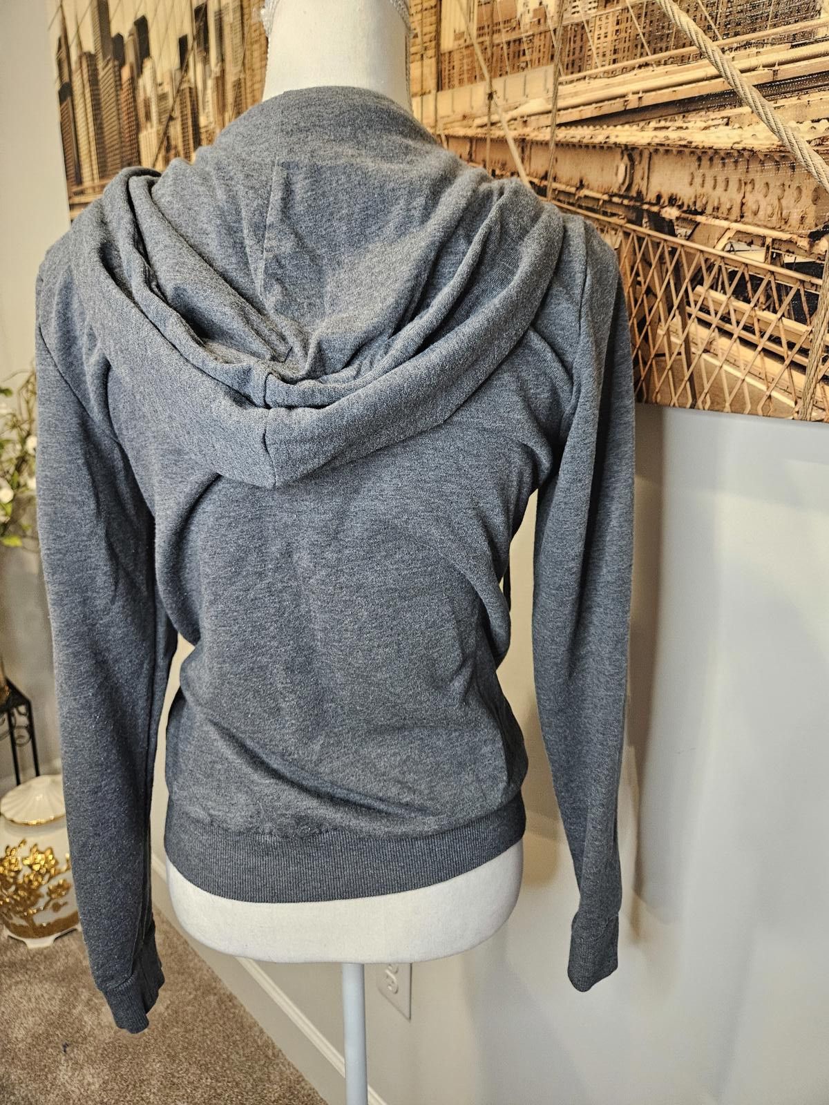 Adidas Adidas Women's Hooded Sweatshirt - Stylish and Comfortable Size XS / US 0-2 / IT 36-38 - 4 Thumbnail
