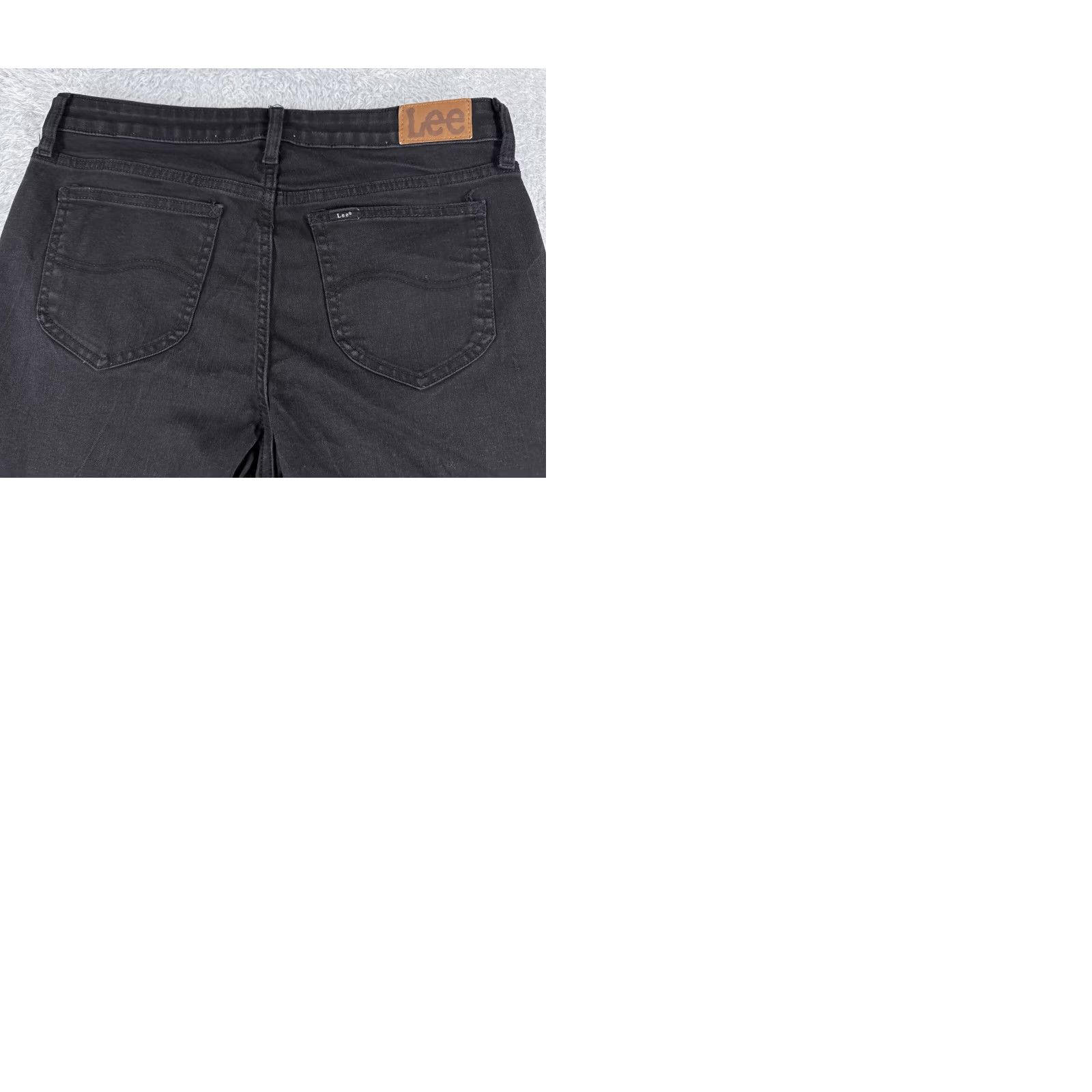 Lee Lee Jeans Women 12P Black Denim Bootcut Regular Mid Rise 31x28 Cotton Blend 5-Pocket Zipper Slimming Classic Lee Slender Secret Mens? Size 34" / US 12 / IT 48 - 10 Thumbnail