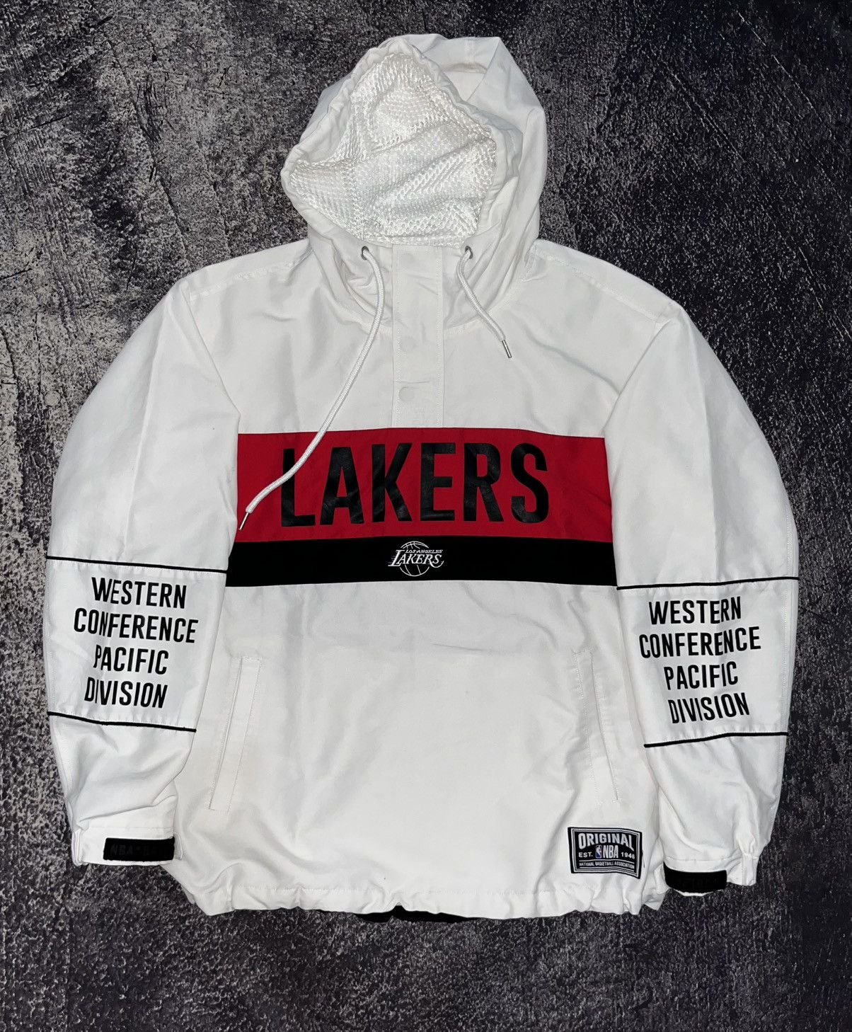 NBA Vintage Los Angeles Lakers HalfZip Windbreaker Jacket Size US XL / EU 56 / 4 - 1 Thumbnail