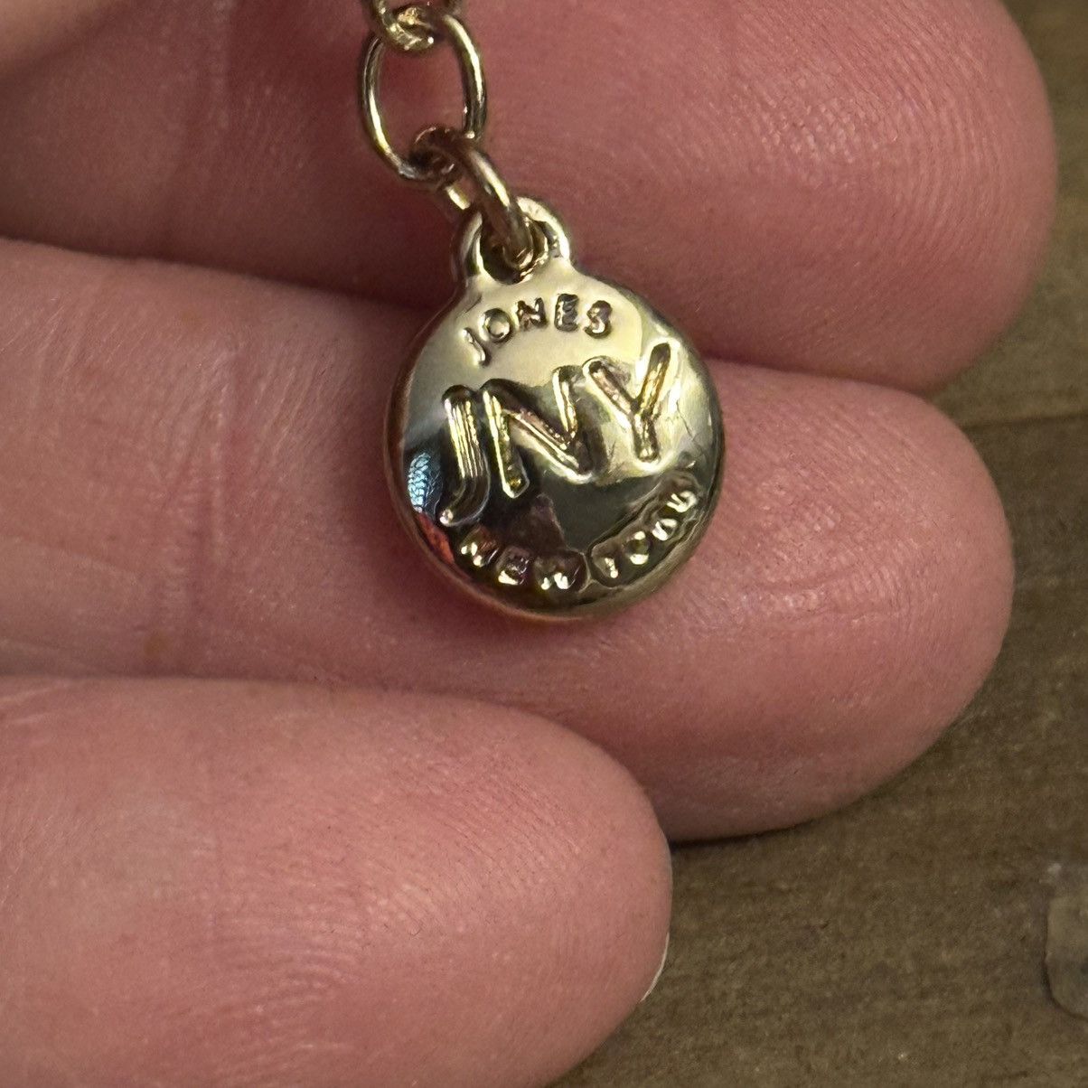 Jones New York Jones New York gold tone green abalone pendant necklace Size ONE SIZE - 5 Thumbnail
