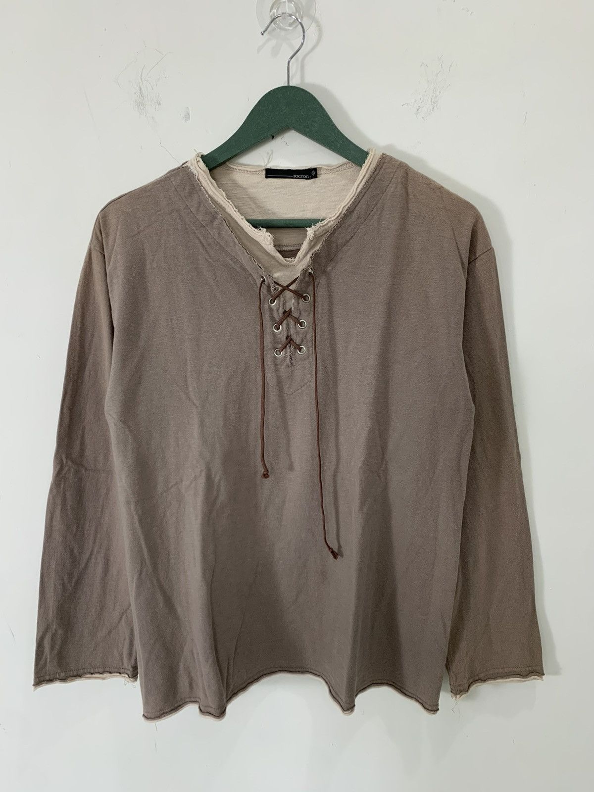 KMRii Japanese toctoc double layer Long Sleeve y2k gothic Size US M / EU 48-50 / 2 - 11 Thumbnail