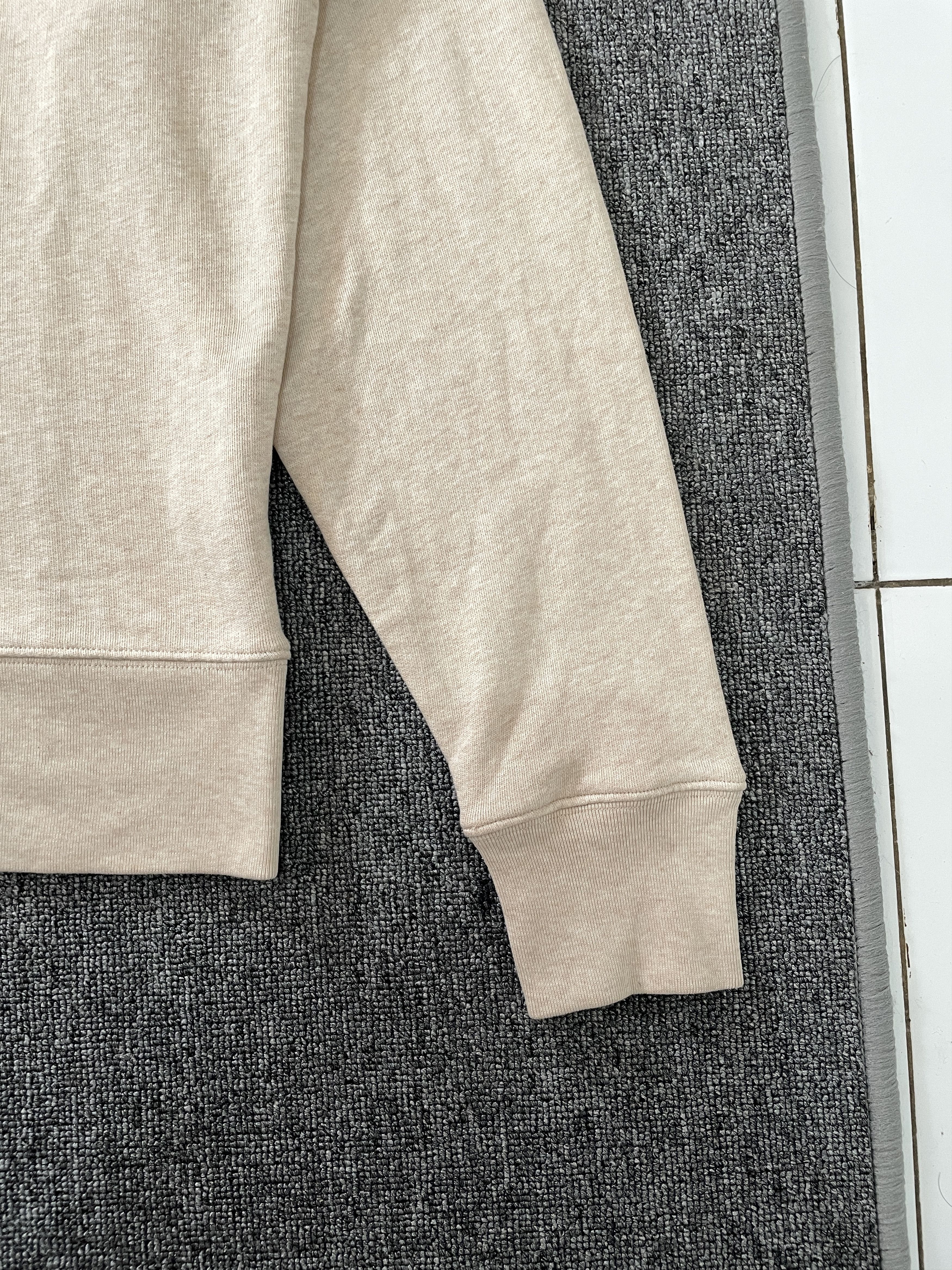 Acne Studios Acne Studios Face Logo Crewneck Sweatshirt Oatmeal Melange Size US M / EU 48-50 / 2 - 6 Thumbnail