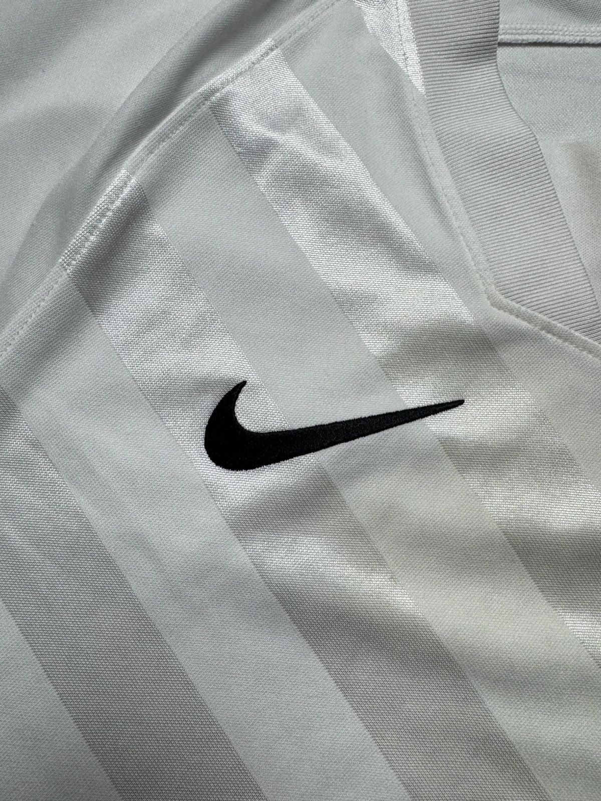 Nike Nike x AIK Stockholm Warm Up Shirt 2020/21 Size US L / EU 52-54 / 3 - 6 Thumbnail