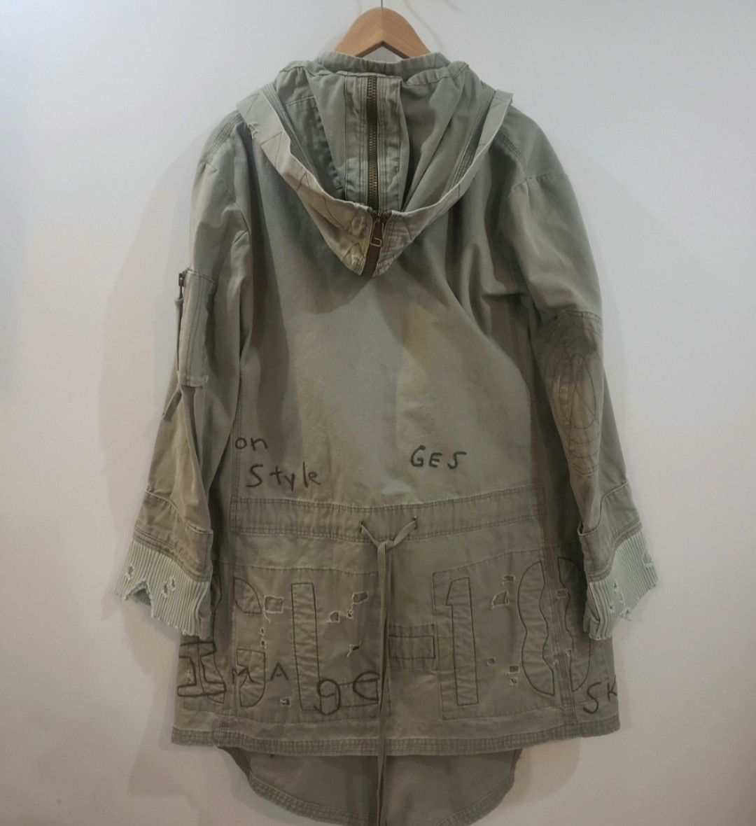 Greg Lauren greg lauren Embroidered Destroyed Army Cloth Coat Size US S / EU 44-46 / 1 - 3 Thumbnail