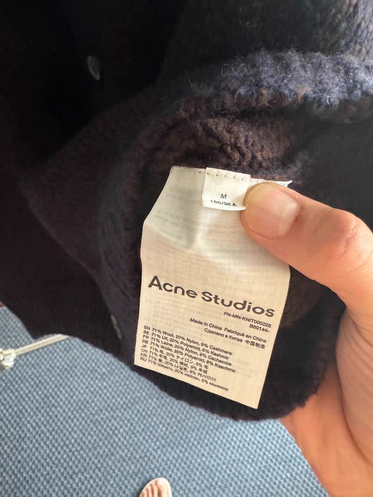 Acne Studios Acne Studios Wool Cardigan Q17 Size US M / EU 48-50 / 2 - 3 Thumbnail