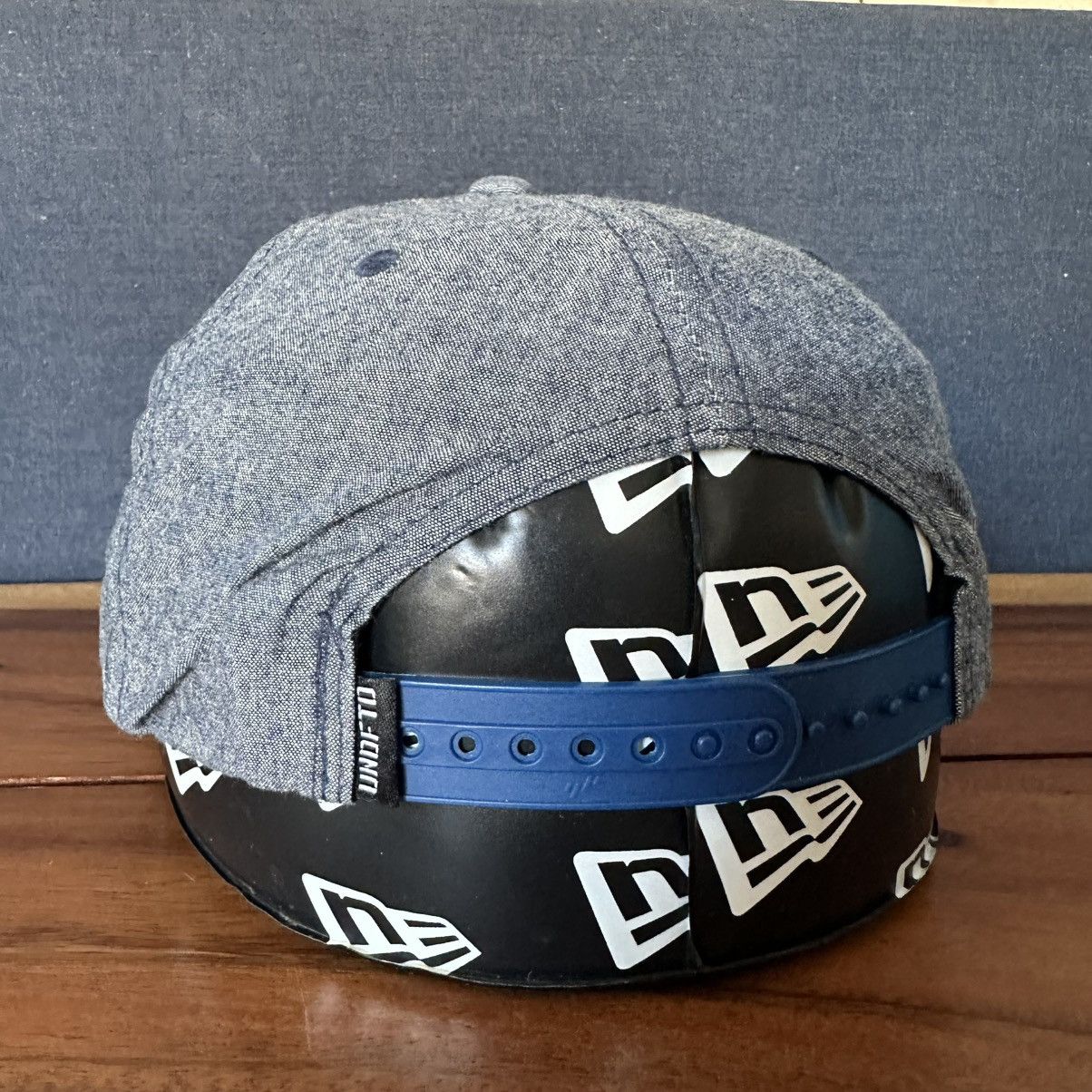 Undefeated Undefeated UNDFTD Play Dirty Chambray Snapback Hat Size ONE SIZE - 5 Thumbnail