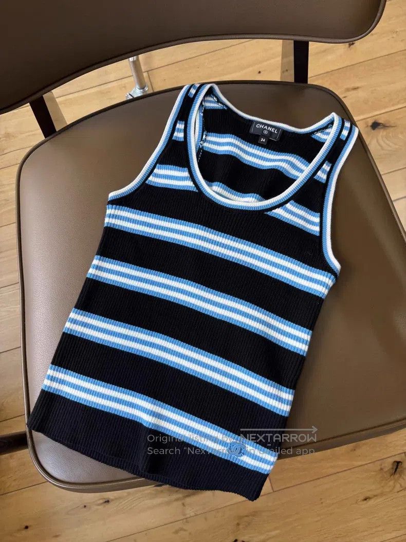 Chanel Chanel 24A black blue and white striped knitted vest Size XXS / US 00 / IT 34 - 6 Thumbnail
