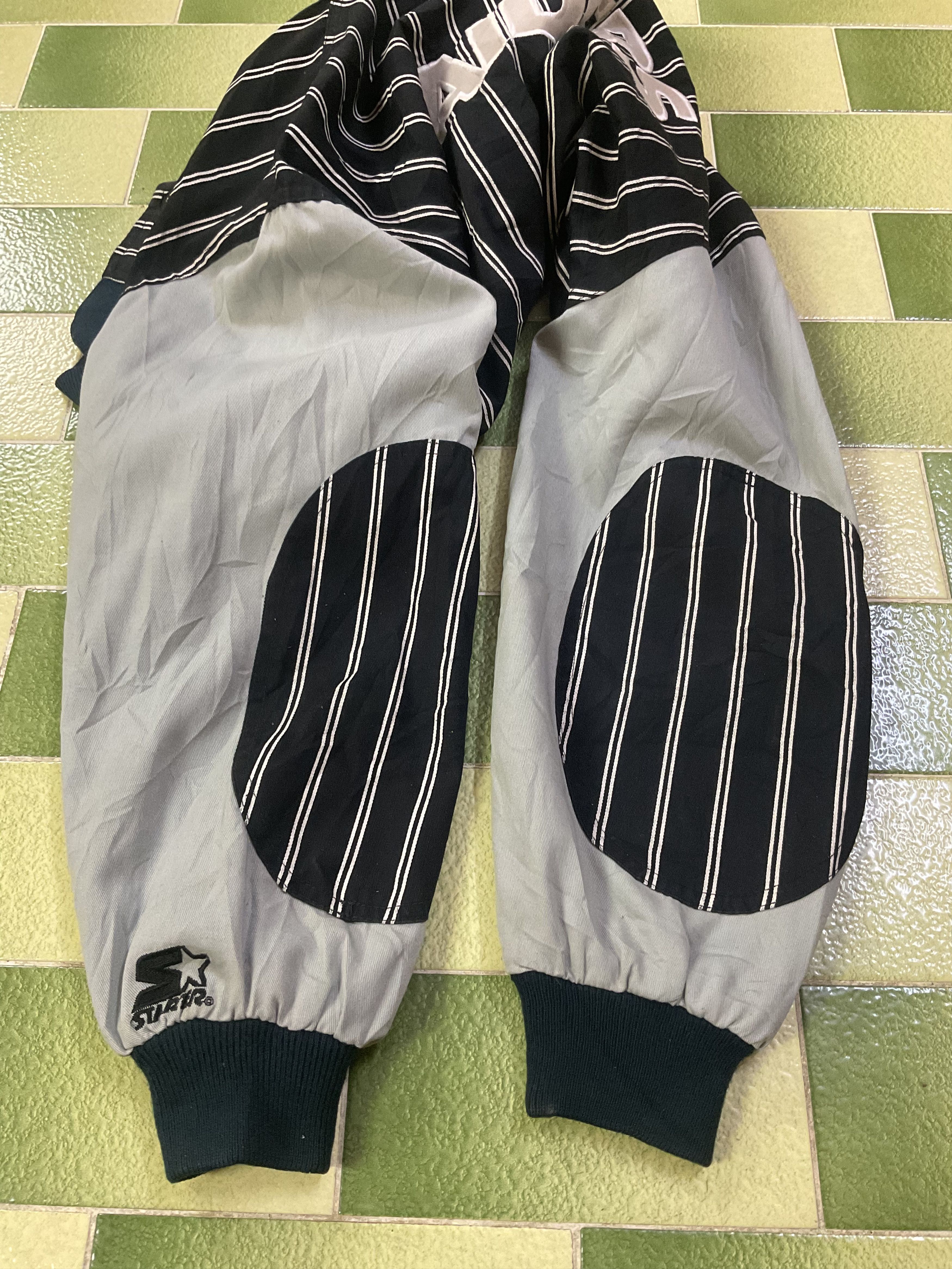 NFL Vintage 90s Starter NFL Oakland Raiders Jacket Las Vegas Size US S / EU 44-46 / 1 - 7 Thumbnail
