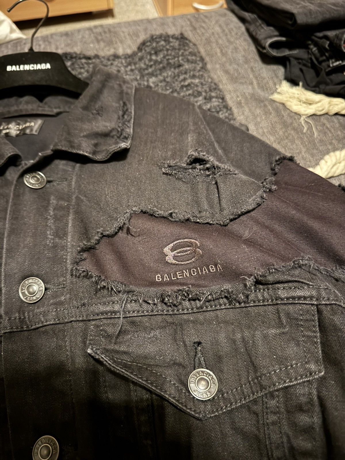 Balenciaga BALENCIAGA - Distressed Denim Jacket Size US XS / EU 42 / 0 - 4 Thumbnail