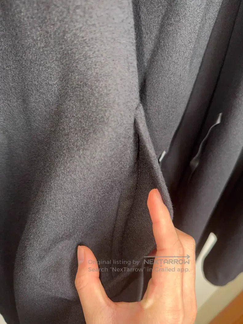 Valentino Valentino Black wool cape coat Size S / US 4 / IT 40 - 6 Thumbnail
