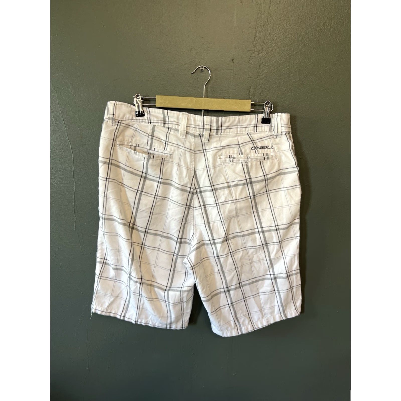 O'Neill O'Neill Mens Chino Shorts White Plaid Size 36 Regular Size US 36 / EU 52 - 2 Thumbnail