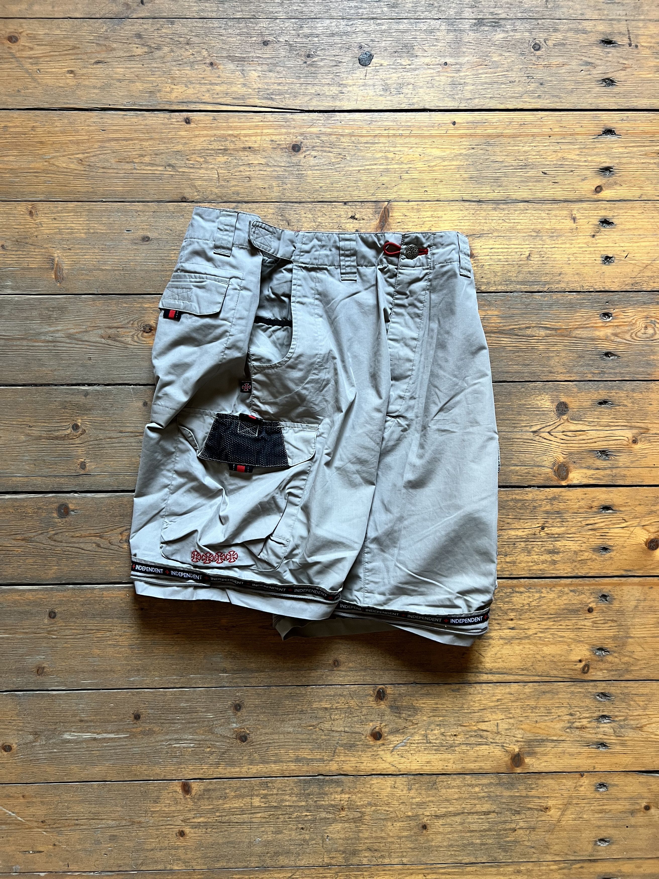 Independent Truck Co. Vintage 1990s Skate Multi Pocket Cargo Shorts Size US 34 / EU 50 - 3 Thumbnail