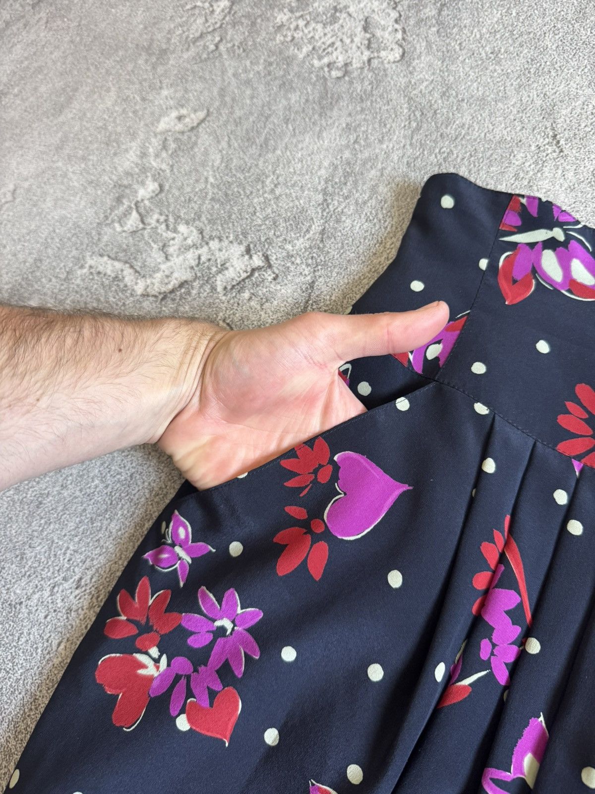 Escada Escada by Margaretha Ley 38size all printed flowers 🌺 skirt Size 26" / US 2 / IT 38 - 12 Thumbnail