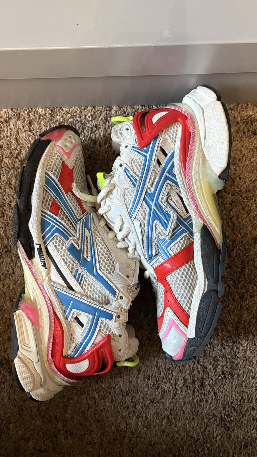 Balenciaga Balenciaga Runner White Red Blue Pink Size US 9 / EU 42 - 1 Thumbnail